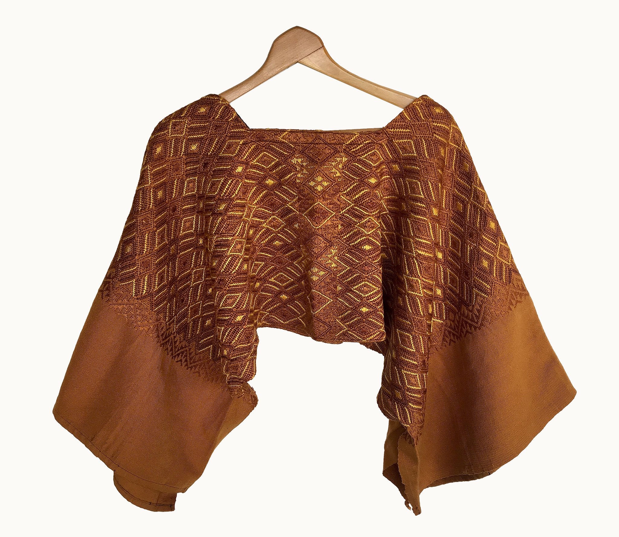 Guatemalan textiles, huipil - Lamour Artisans