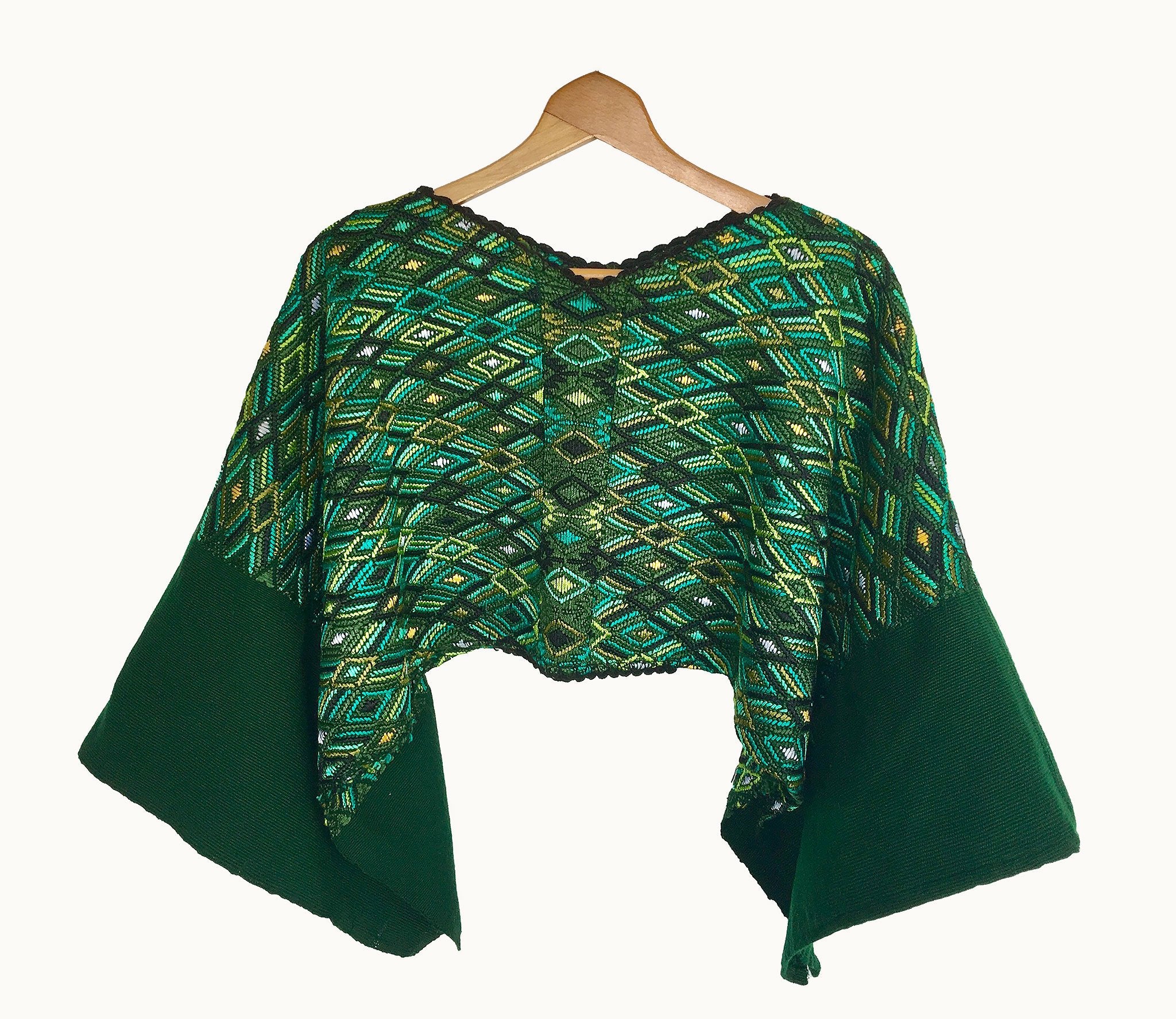 Guatemalan textiles, huipil - Lamour Artisans