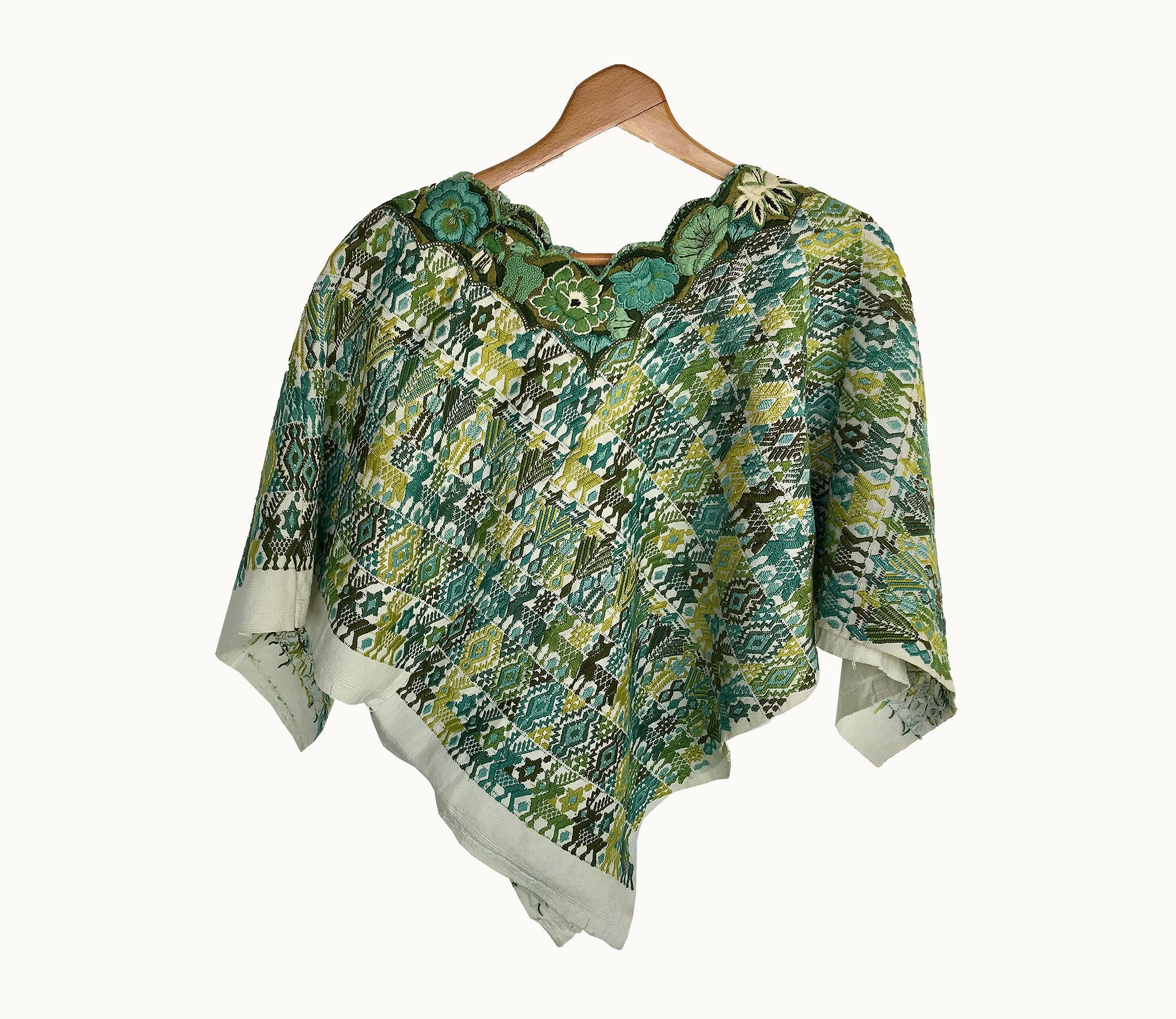 Guatemalan textiles, huipil - Lamour Artisans