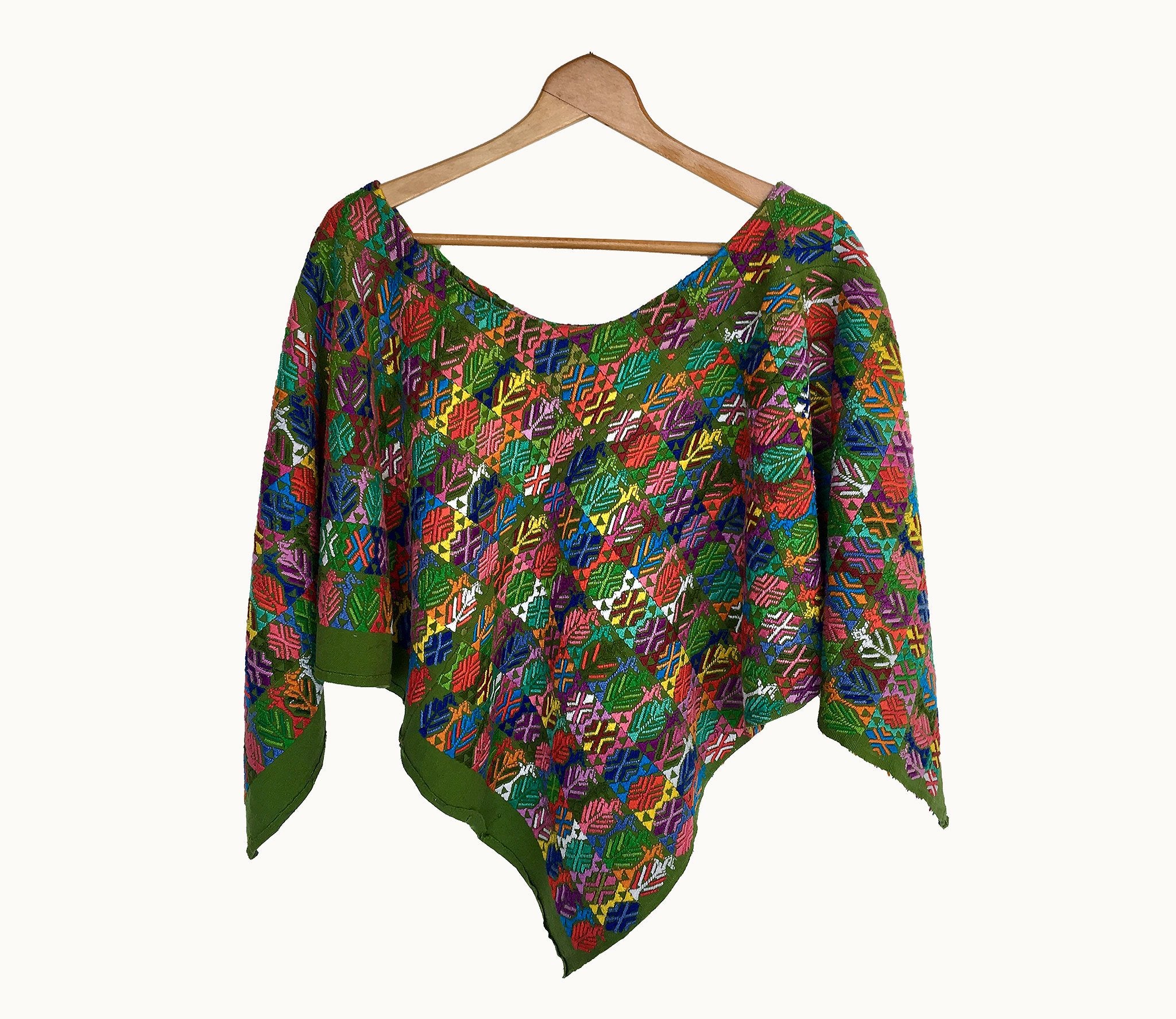 Guatemalan textiles, huipil - Lamour Artisans