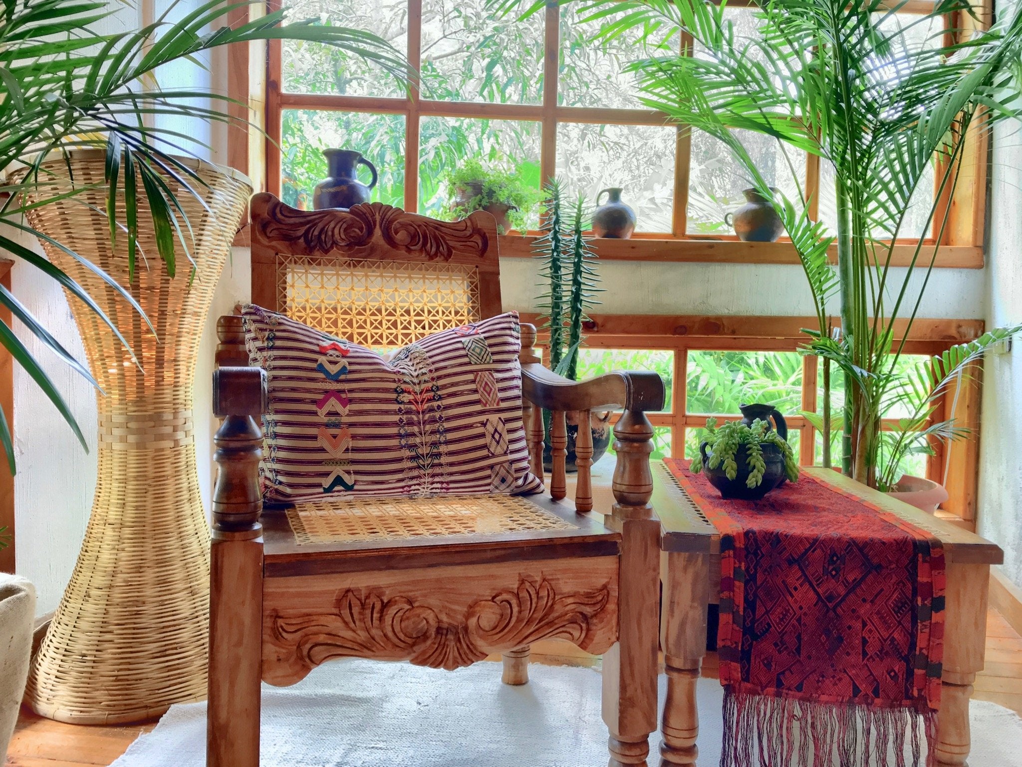 Guatemalan textiles, huipil pillow - Lamour Artisans