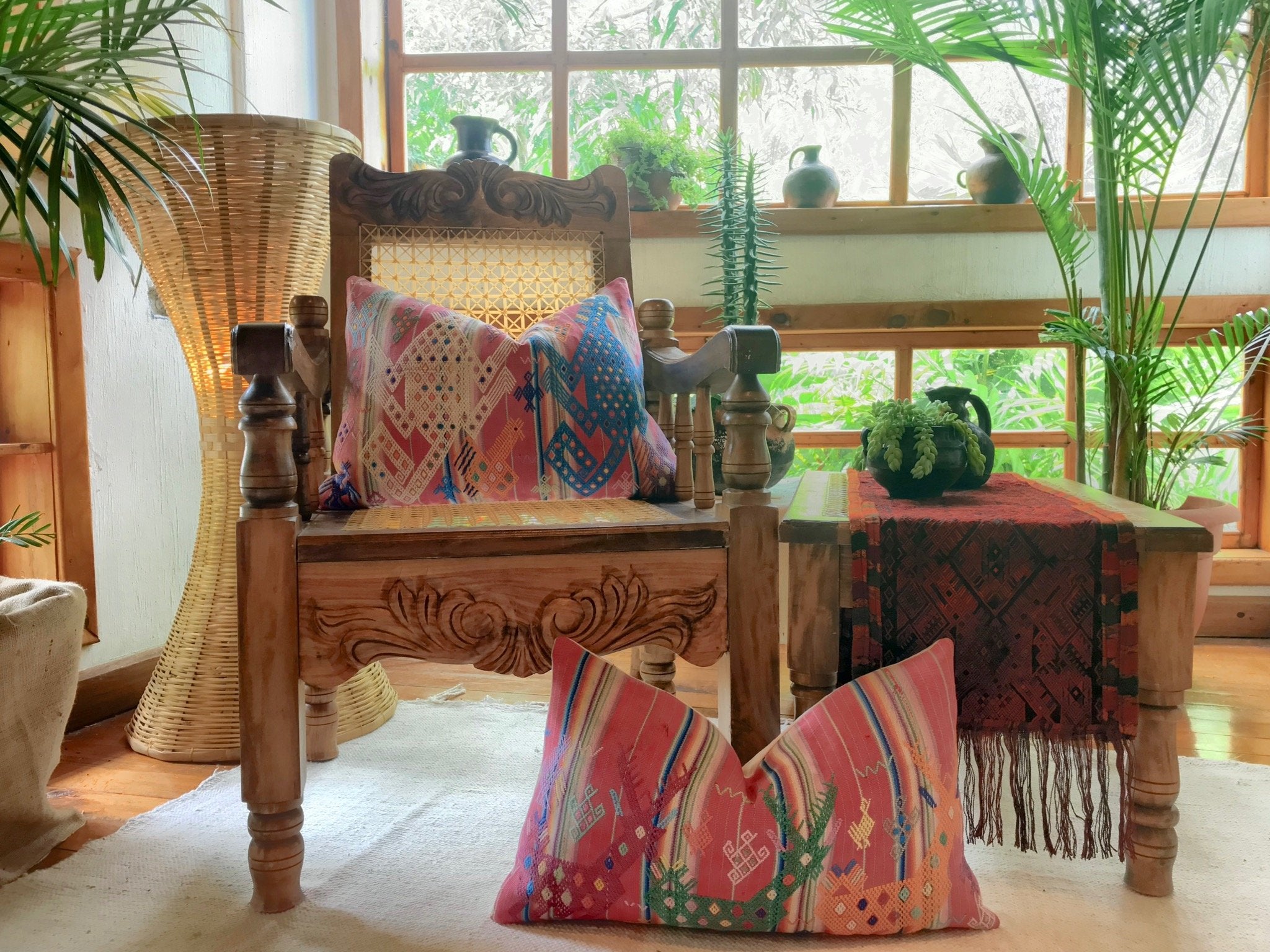 Guatemalan textiles, huipil pillow - Lamour Artisans