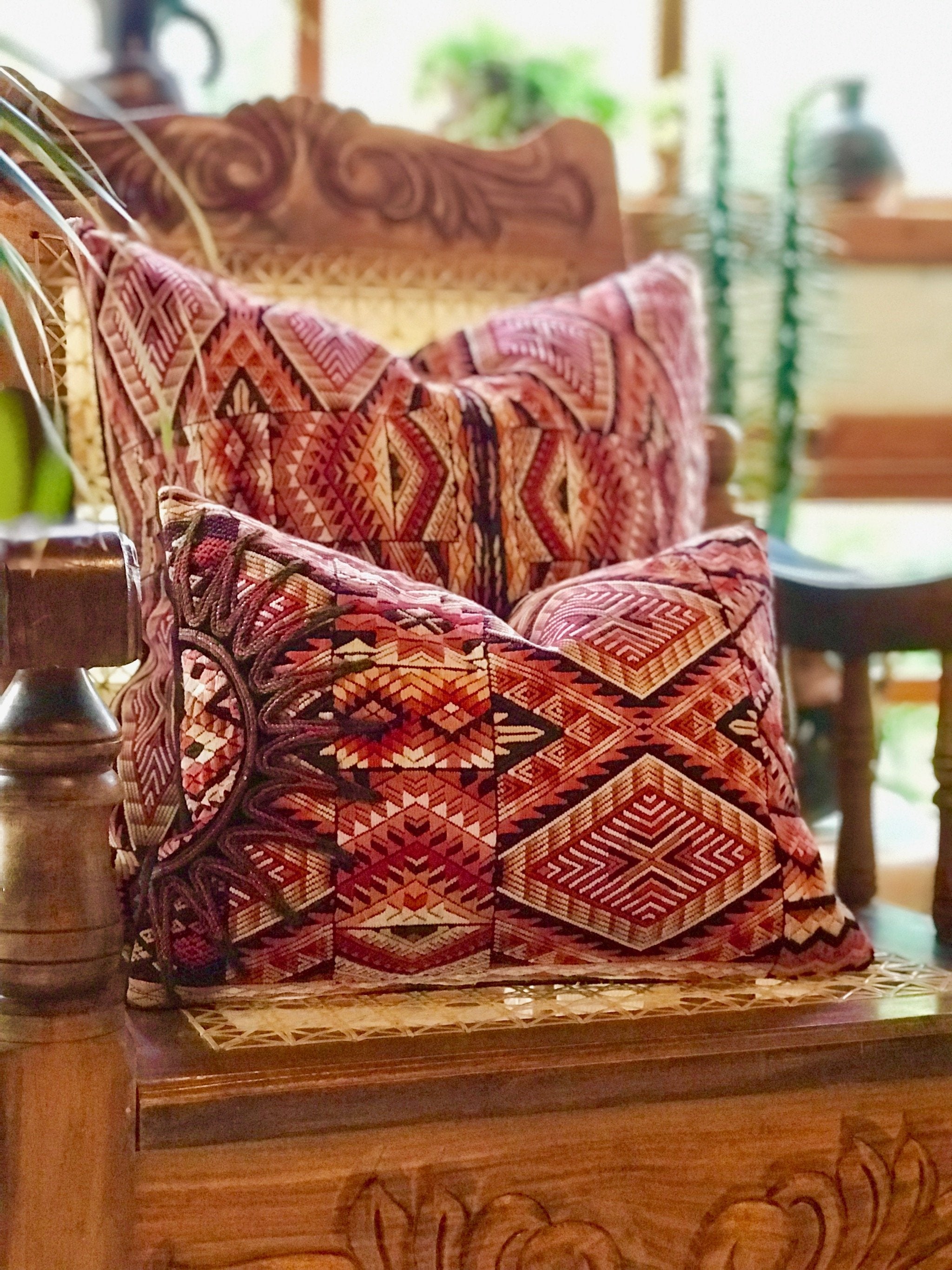 Guatemalan textiles, huipil pillow - Lamour Artisans