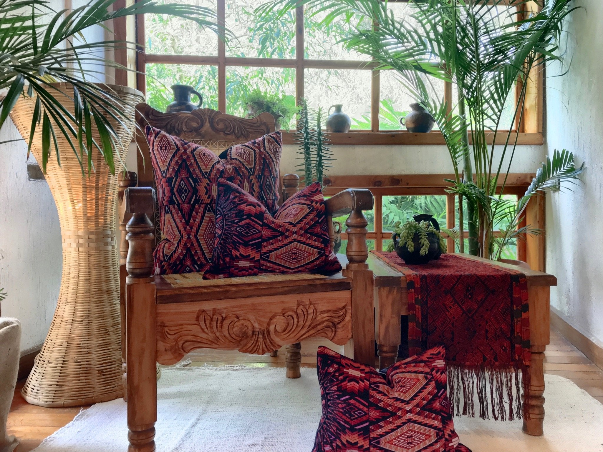 Guatemalan textiles, huipil pillow - Lamour Artisans