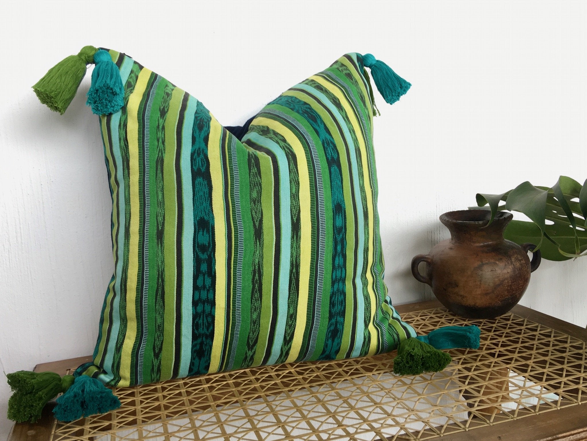 Guatemalan textiles, ikat pillow - Lamour Artisans