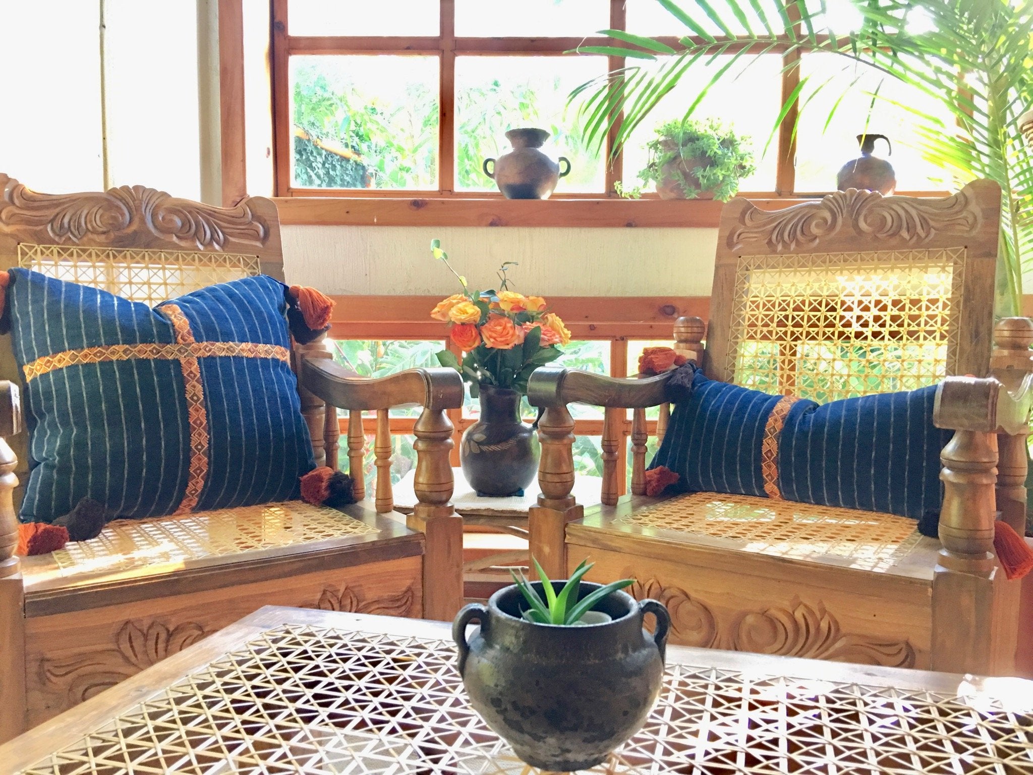 Guatemalan textiles, corte pillow - Lamour Artisans