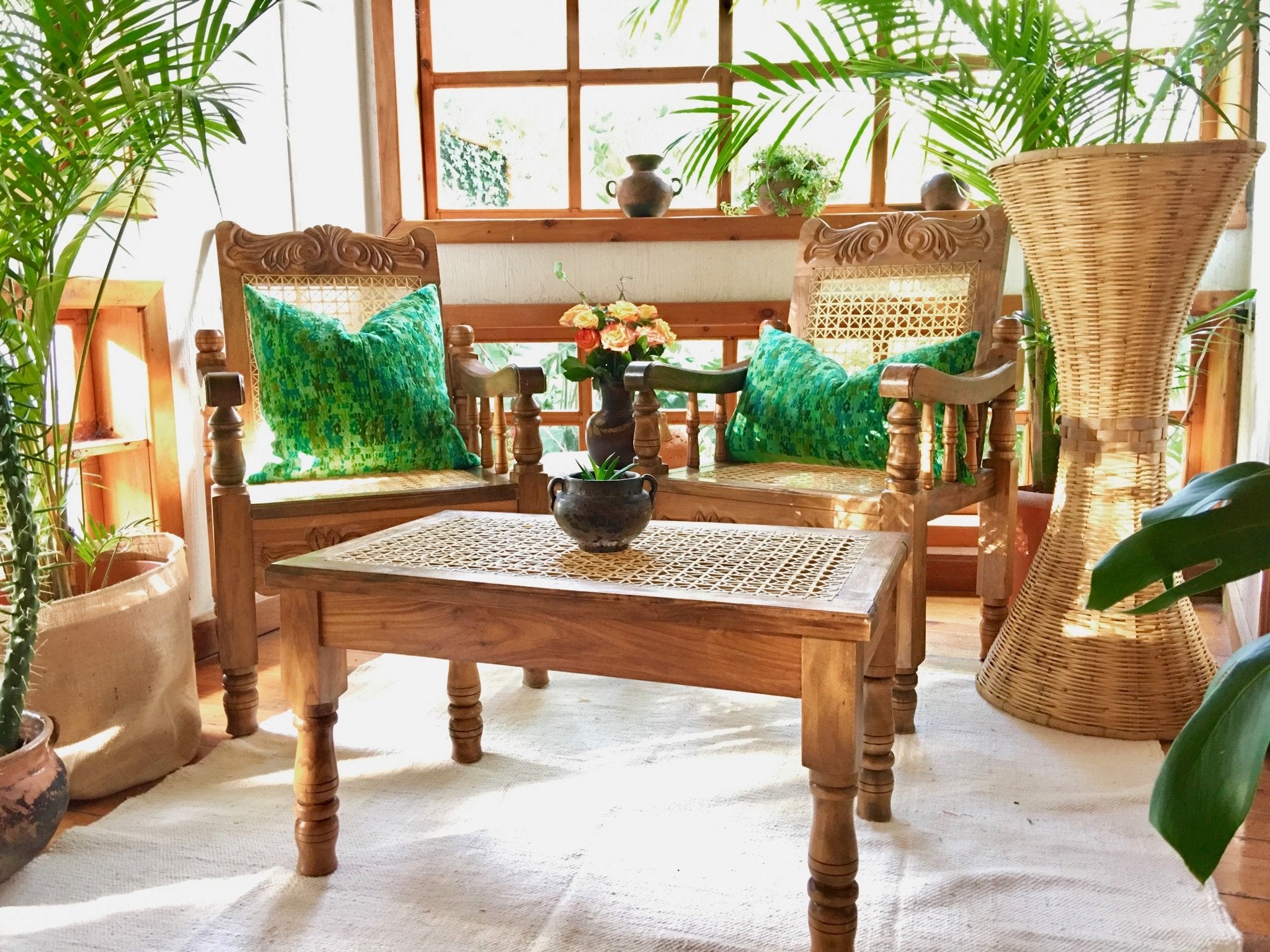 Guatemalan textiles, huipil pillow - Lamour Artisans