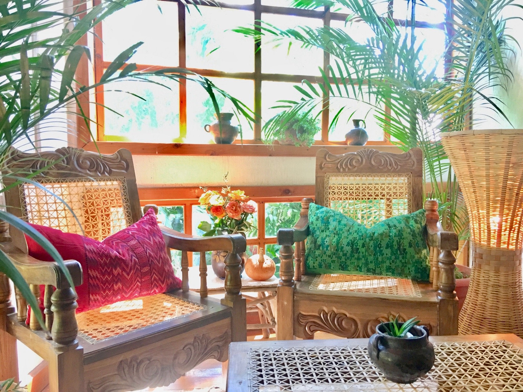 Guatemalan textiles, huipil pillow - Lamour Artisans