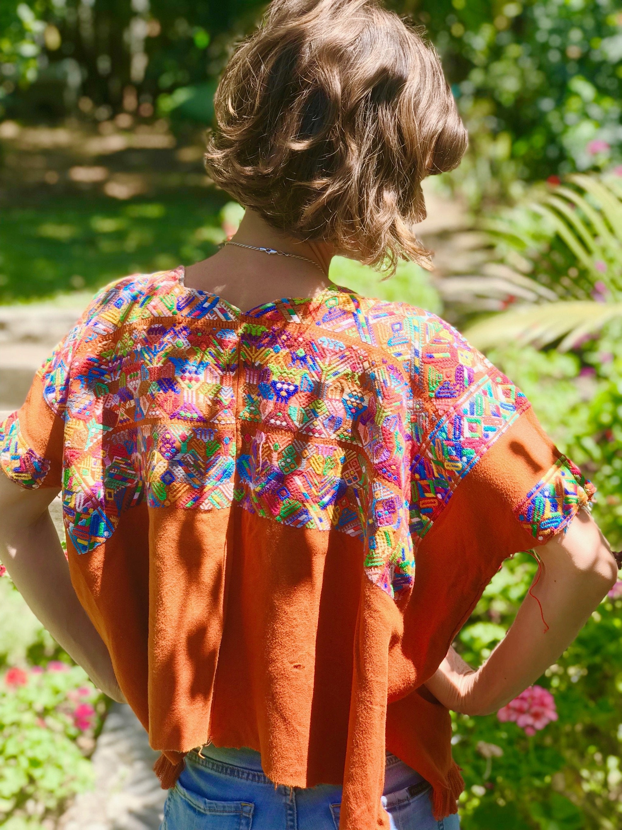 Guatemalan textiles, huipil - Lamour Artisans