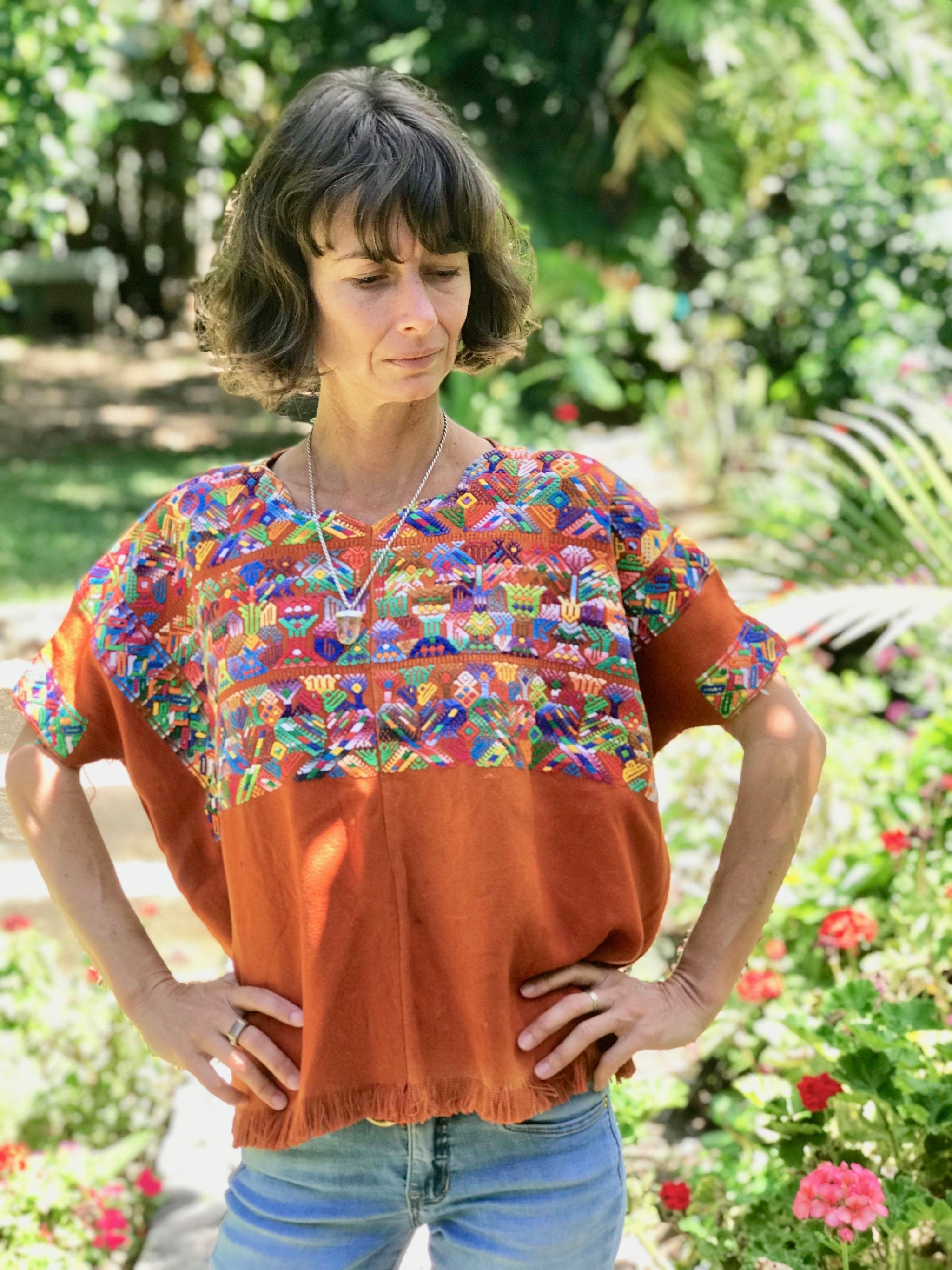 Guatemalan textiles, huipil - Lamour Artisans