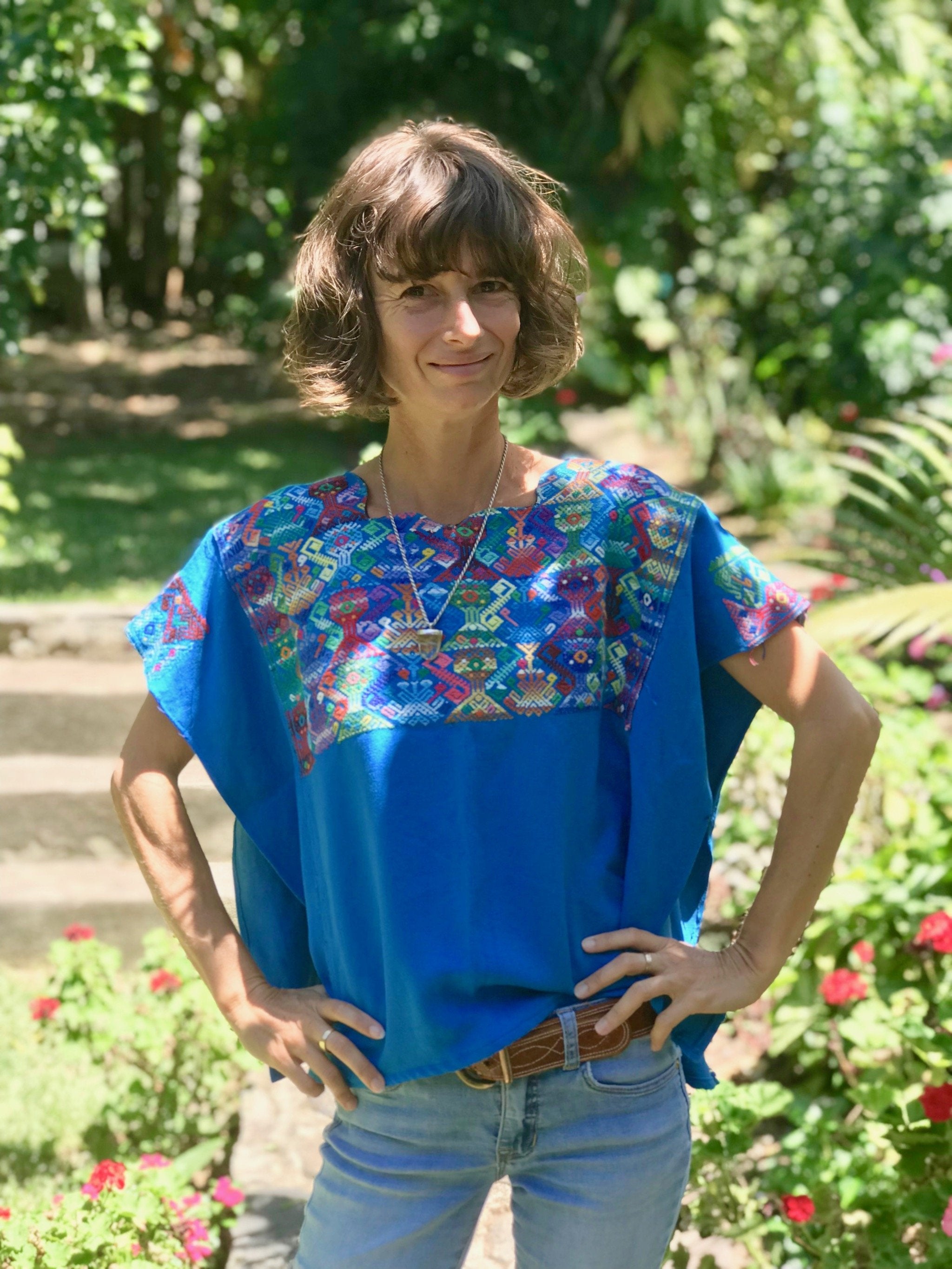 Guatemalan textiles, huipil pillow - Lamour Artisans