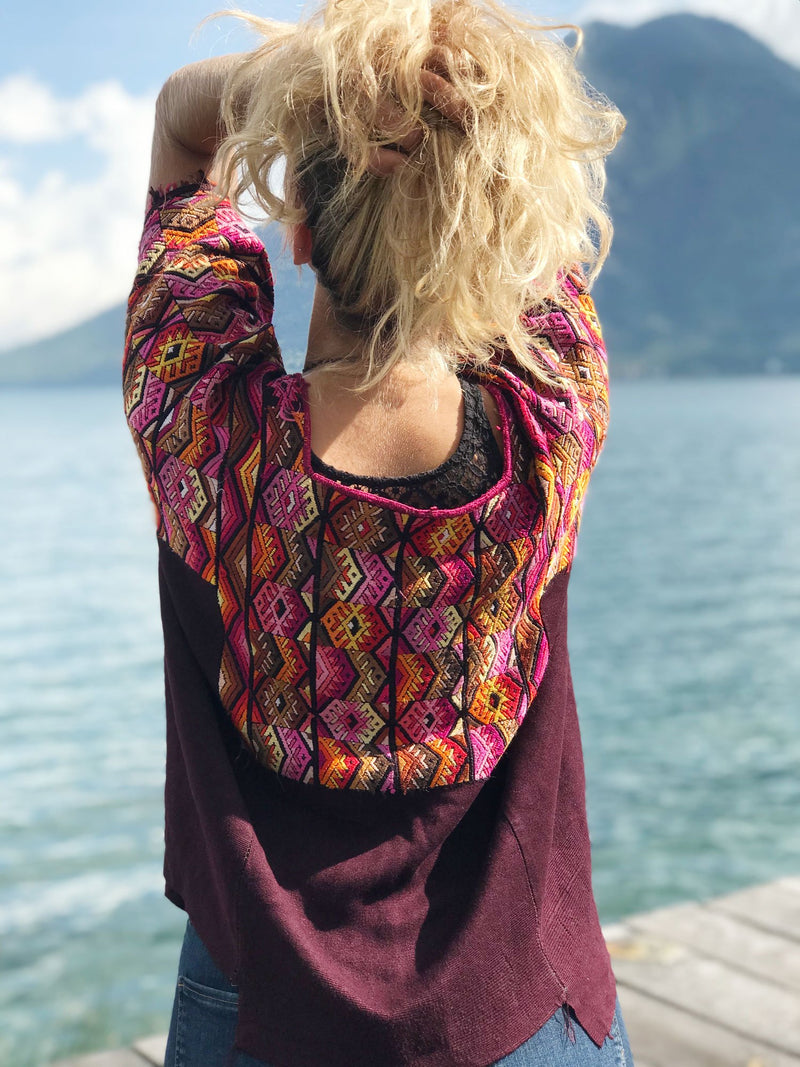 Guatemalan textiles, huipil - Lamour Artisans