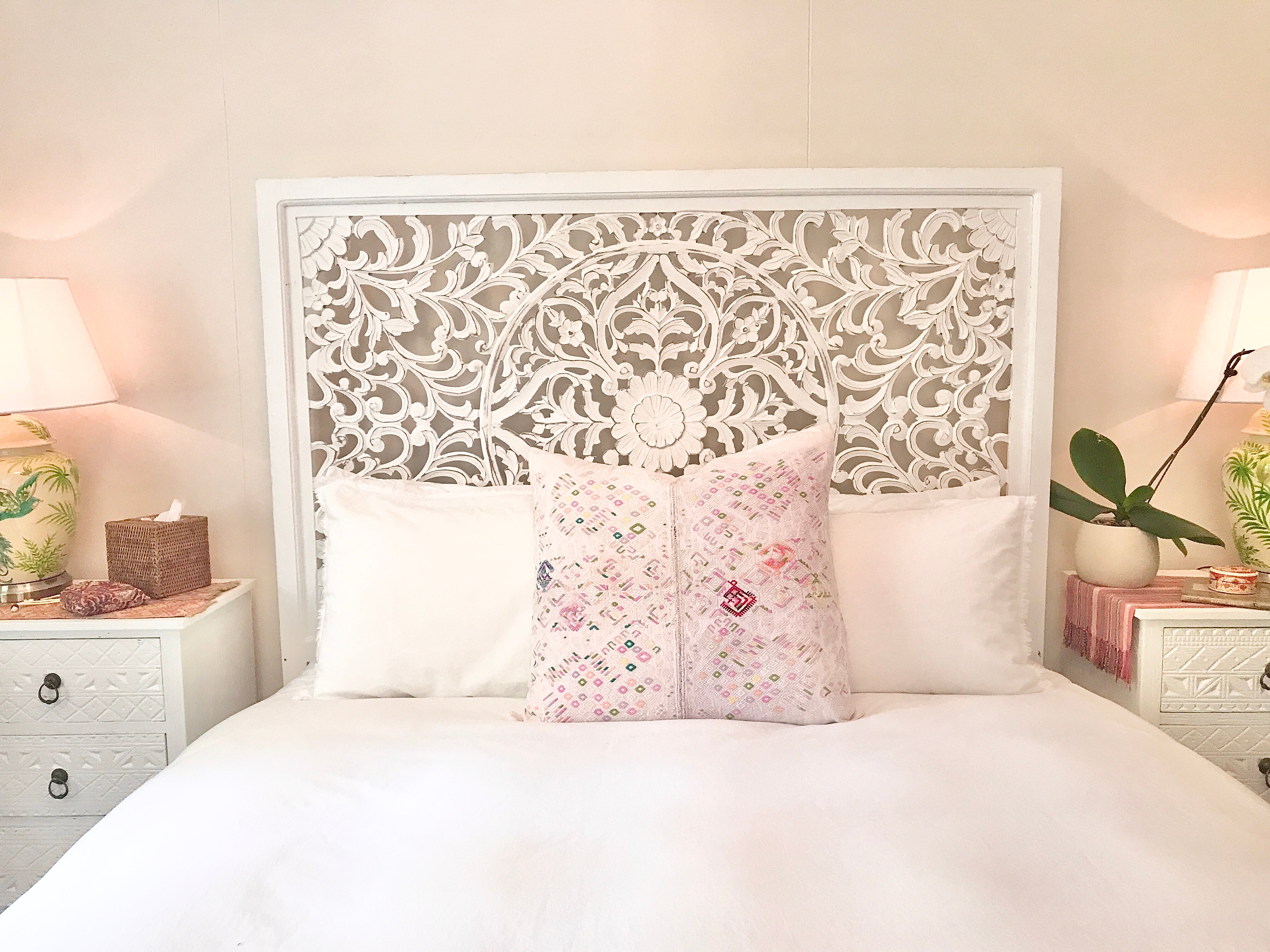 Guatemalan Huipil Pillow - Pale Pink Nahuala II