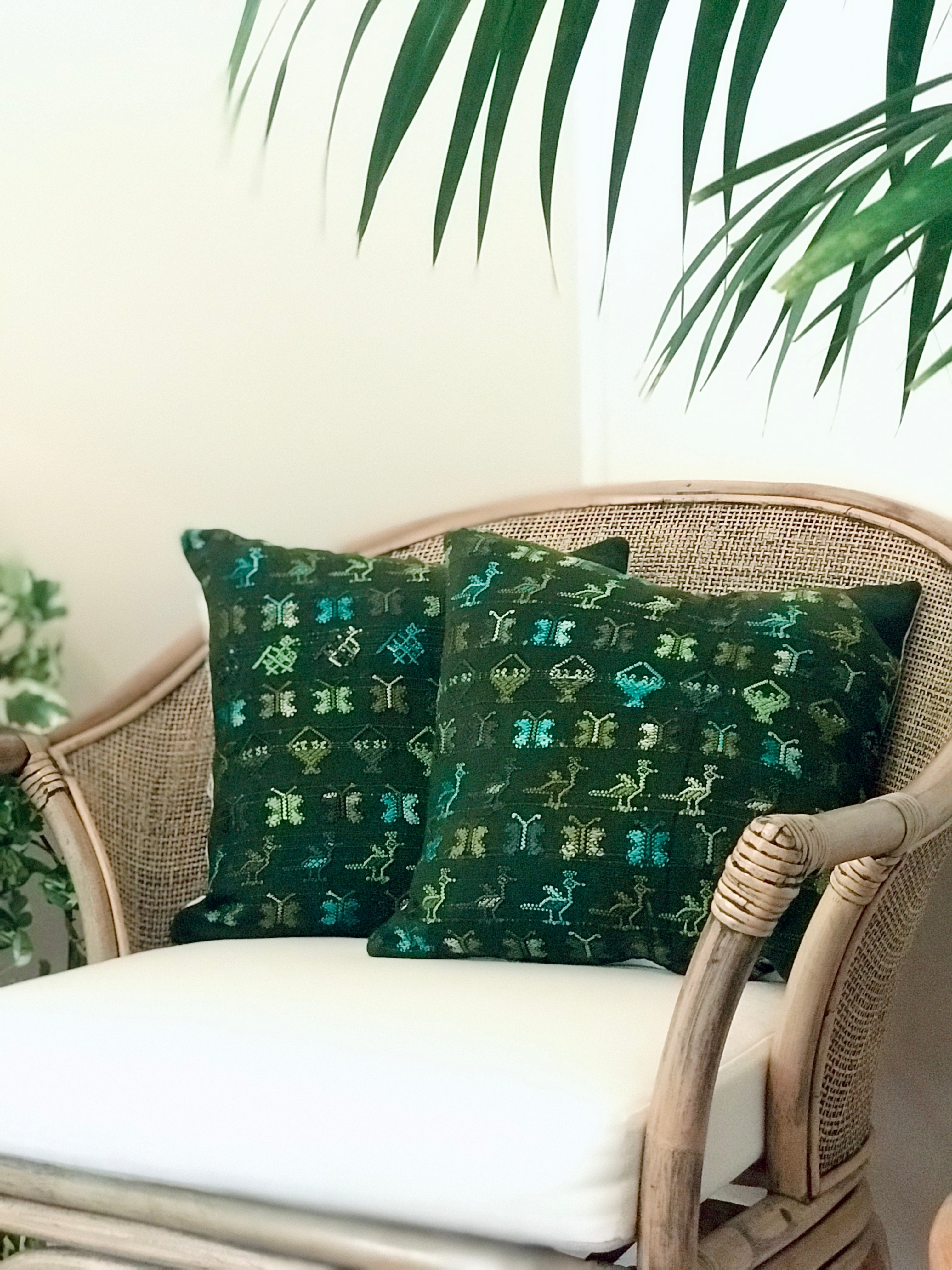 Guatemalan Huipil Pillow - Santa Catarina I