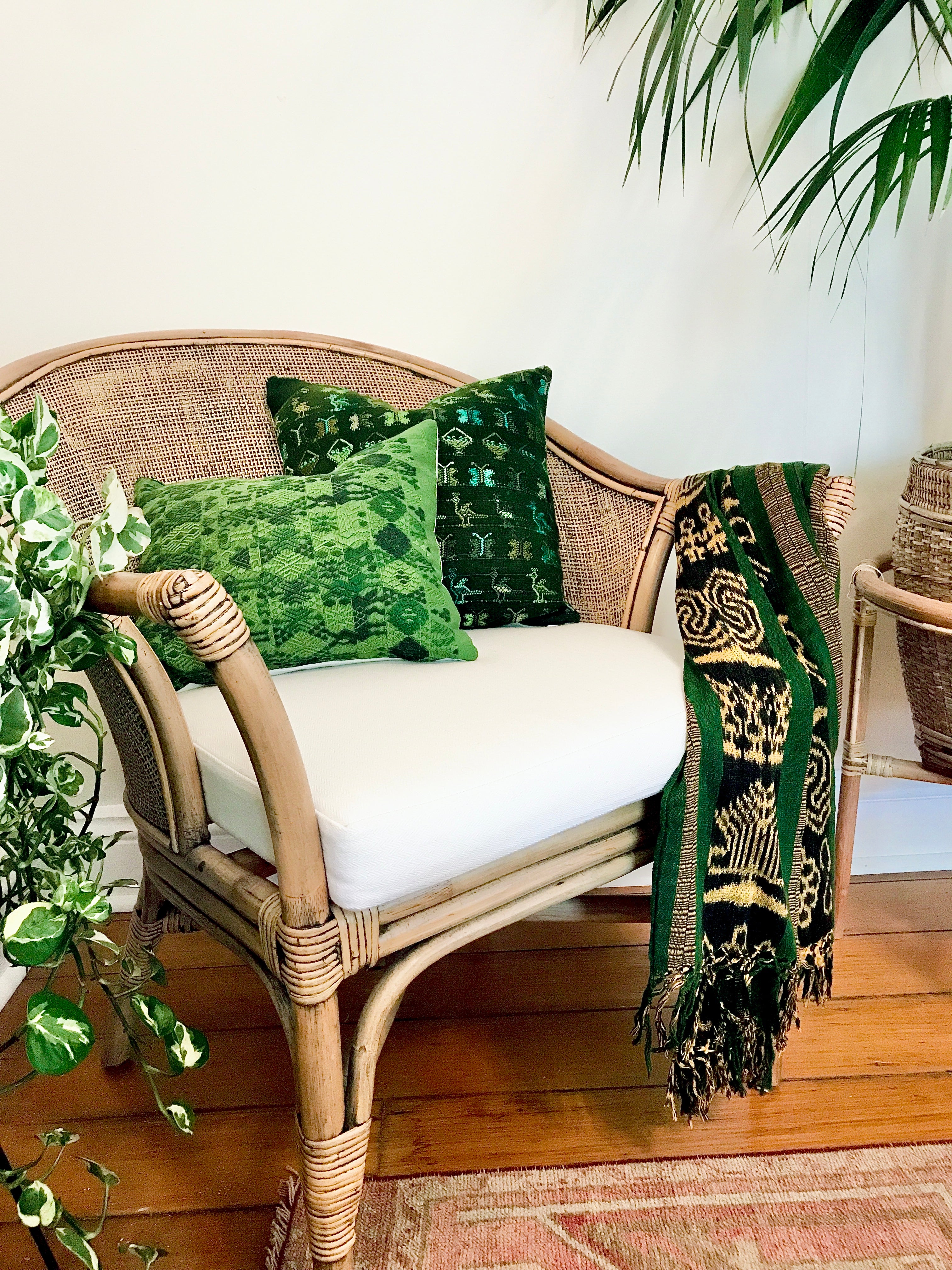 Guatemalan Huipil Pillow - Santa Catarina I