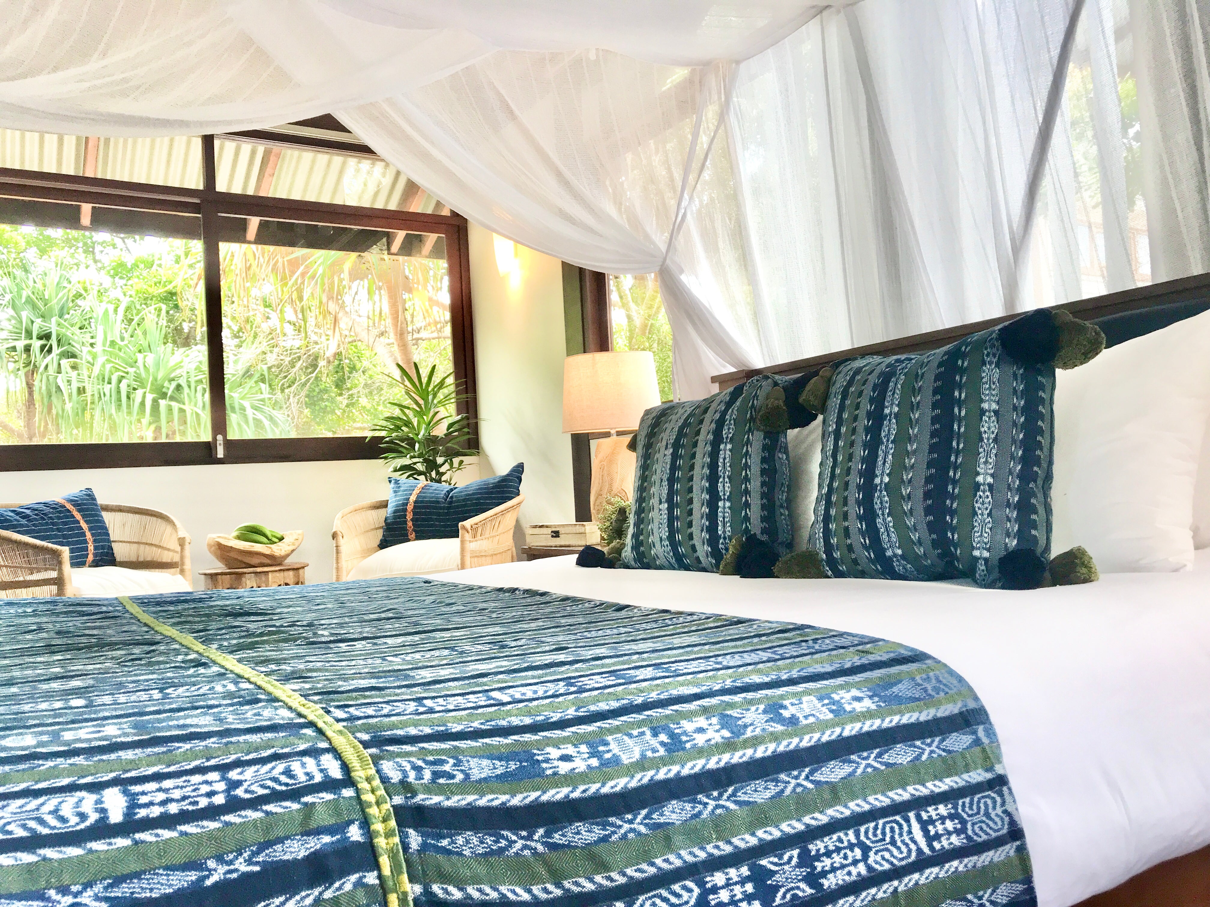 A pair of Guatemalan Corte Pillows - Almolonga I