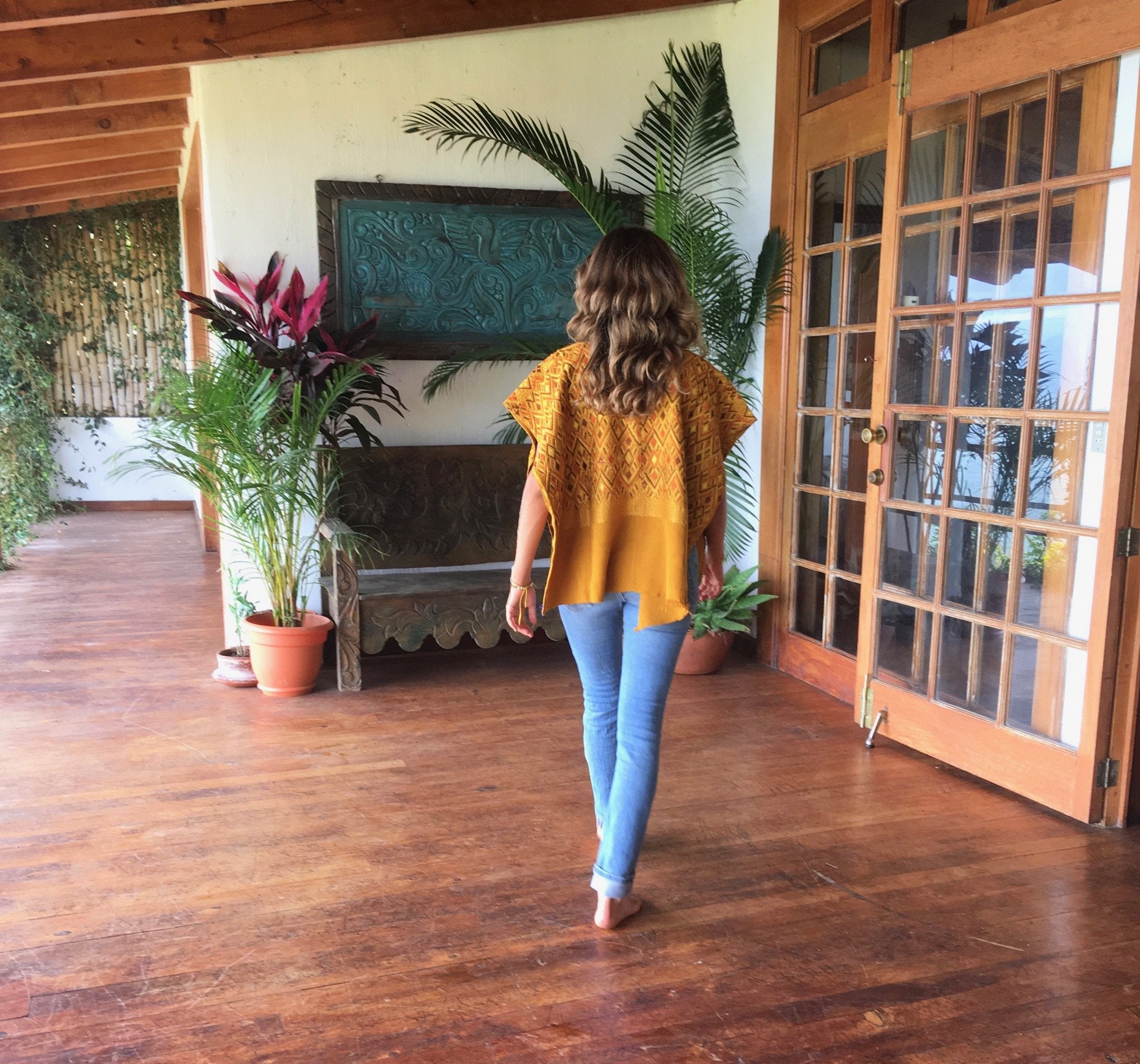 Guatemalan textiles, huipil - Lamour Artisans