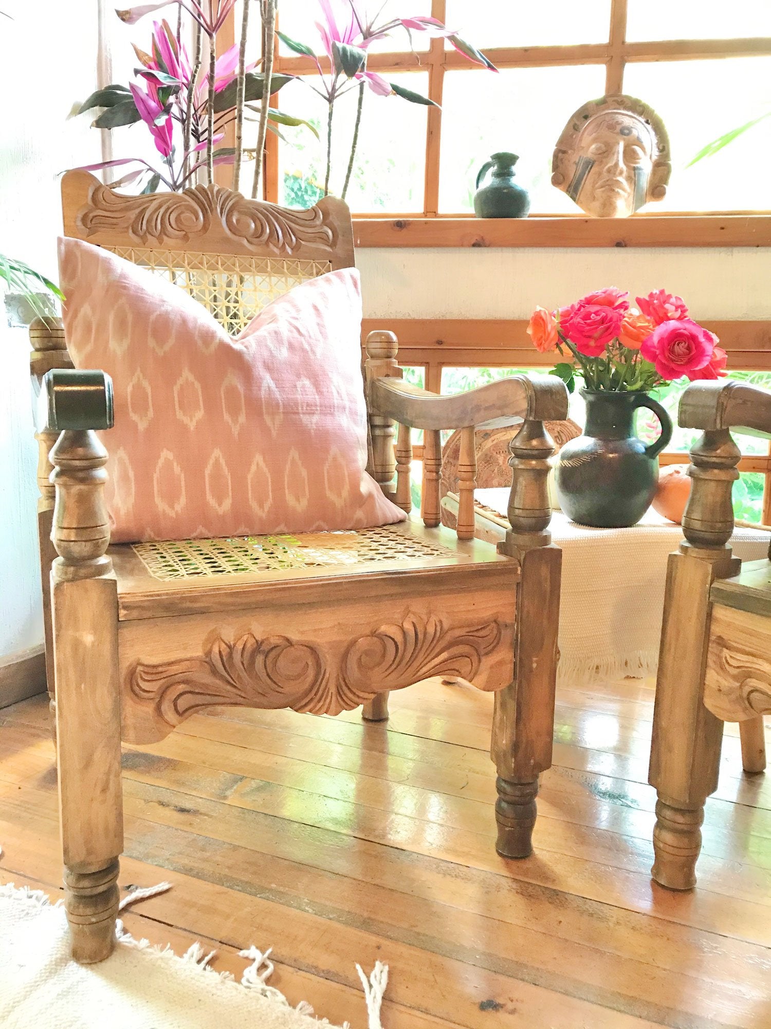 Guatemalan textiles, ikat pillow - Lamour Artisans