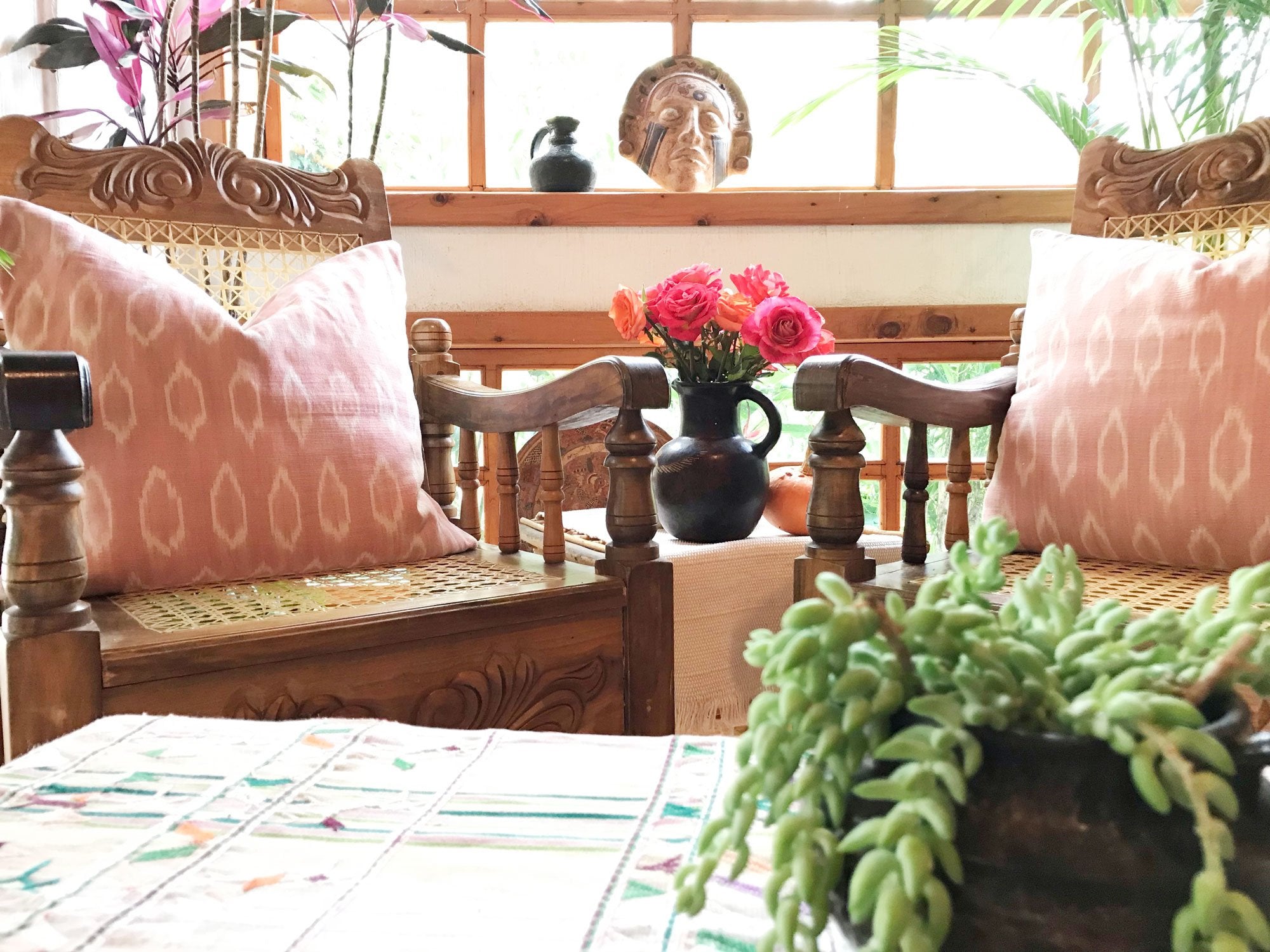 Guatemalan textiles, ikat pillow - Lamour Artisans