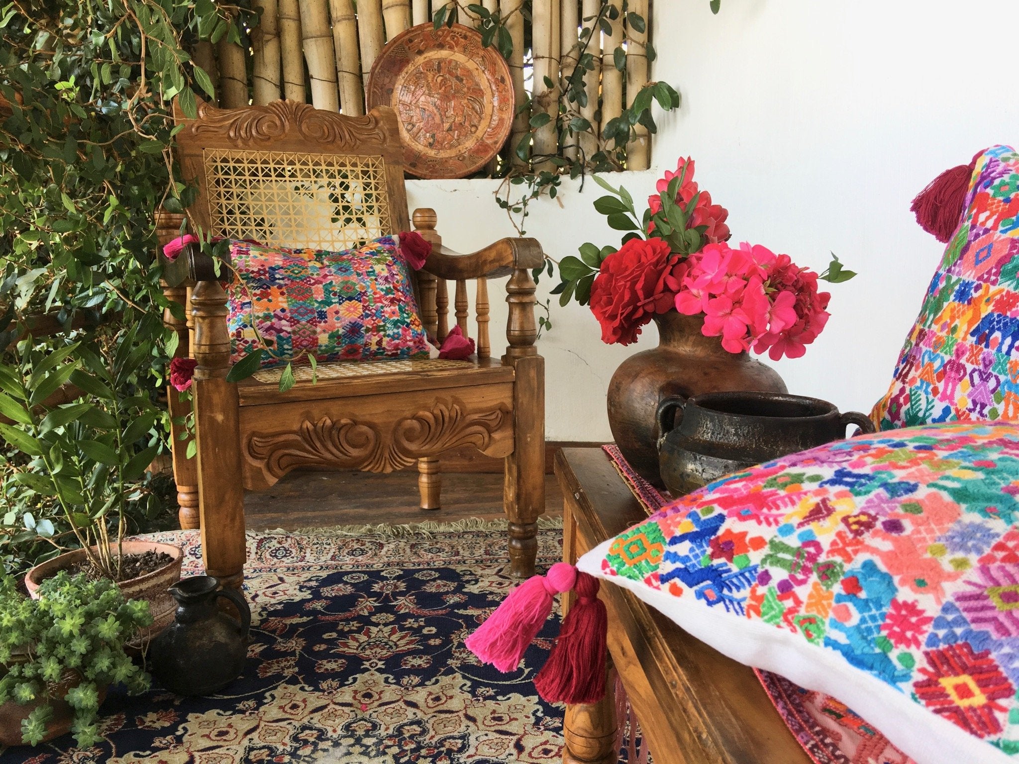 Guatemalan textiles, huipil pillow - Lamour Artisans