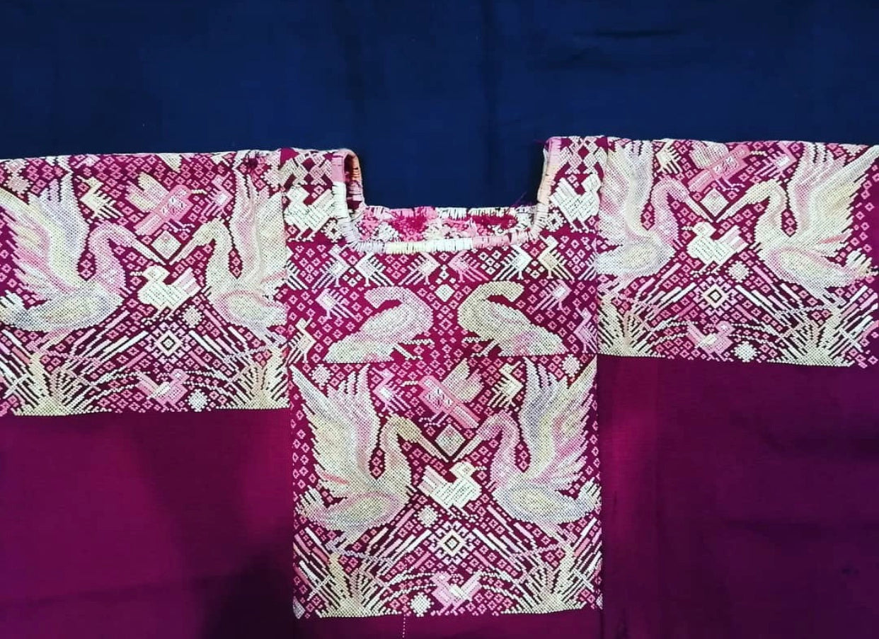 Guatemalan embroidered huipil pillow. Chinoiserie style of Ibis birds in bold fuchsia and white