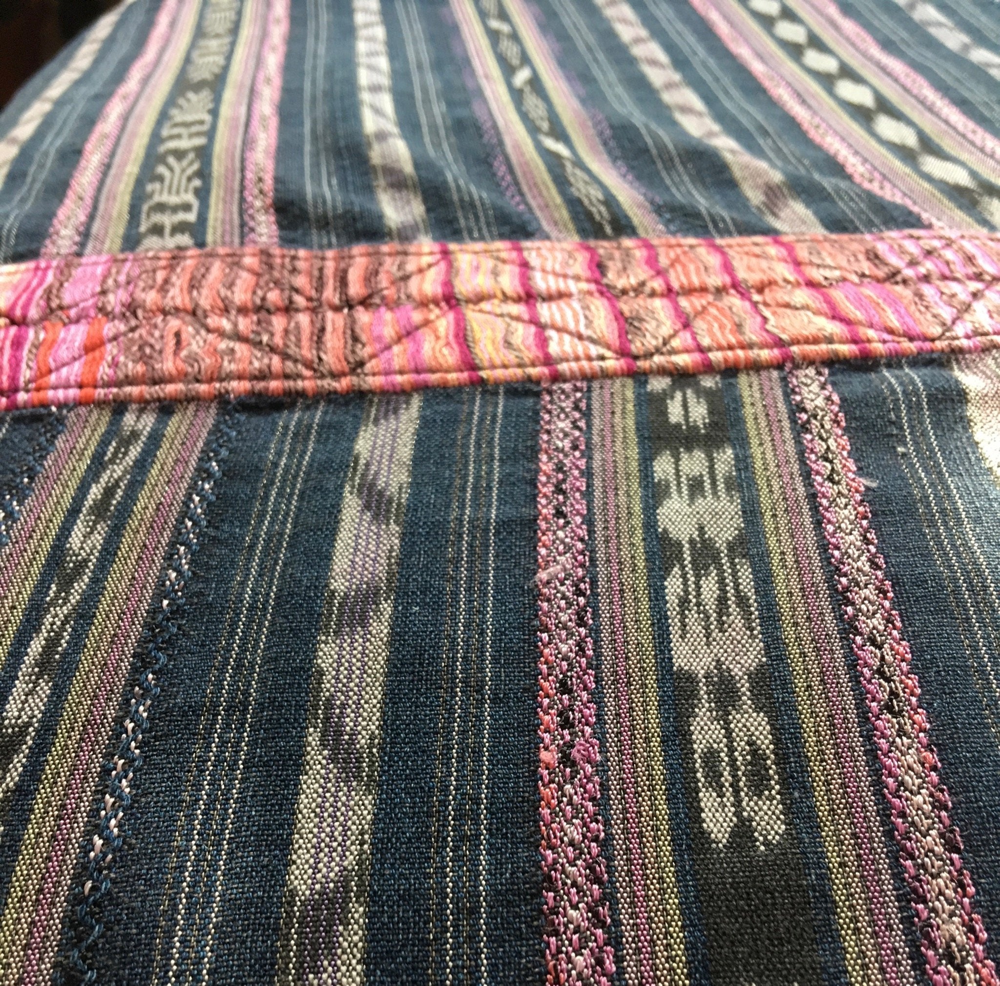 Guatemalan textiles, ikat pillow - Lamour Artisans