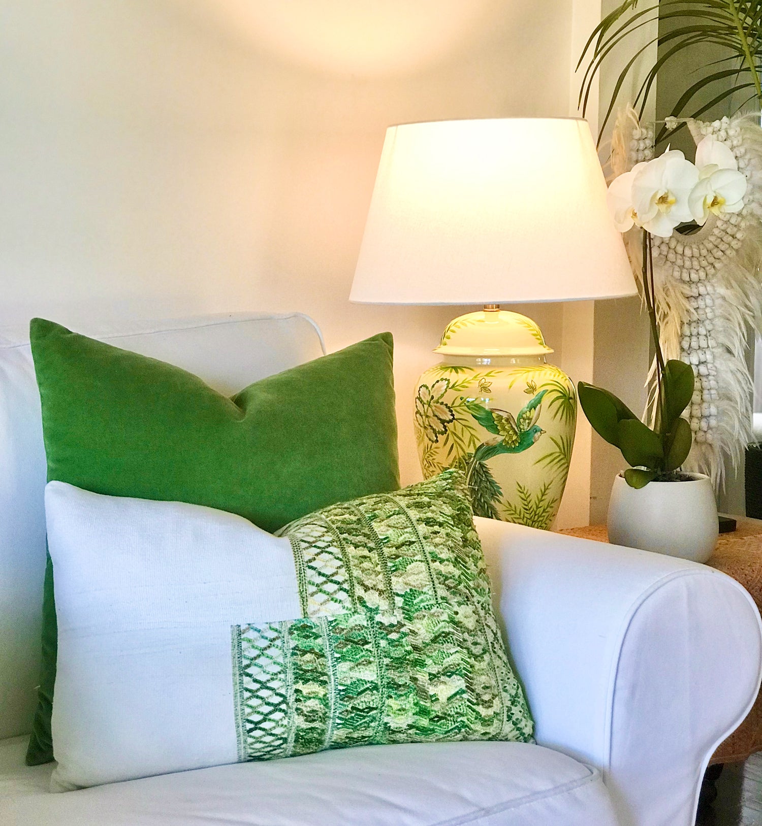 Guatemalan textiles, huipil pillow - Lamour Artisans