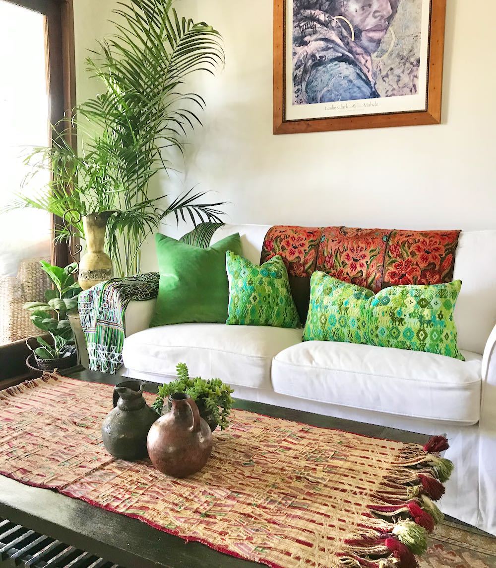 Guatemalan textiles, huipil pillow - Lamour Artisans