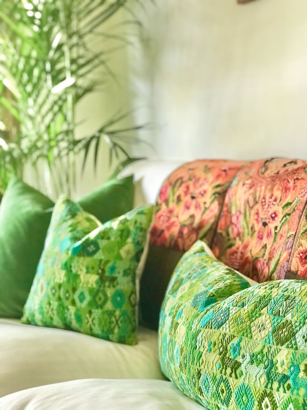 Guatemalan textiles, huipil pillow - Lamour Artisans