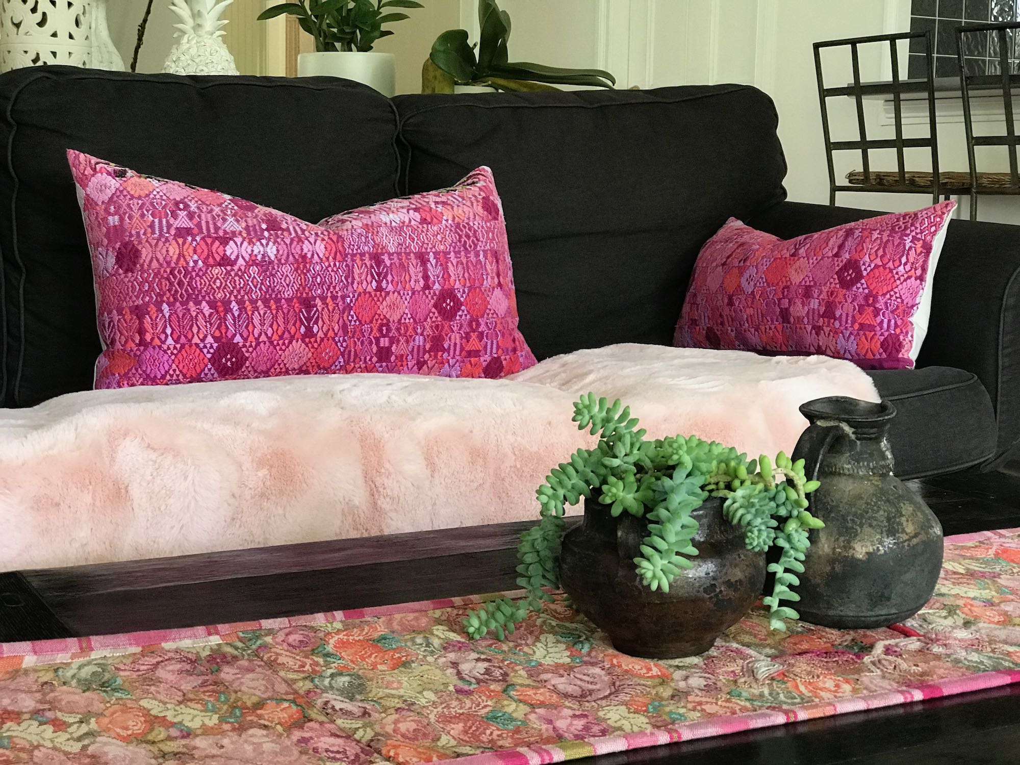 Guatemalan textiles, huipil pillow - Lamour Artisans