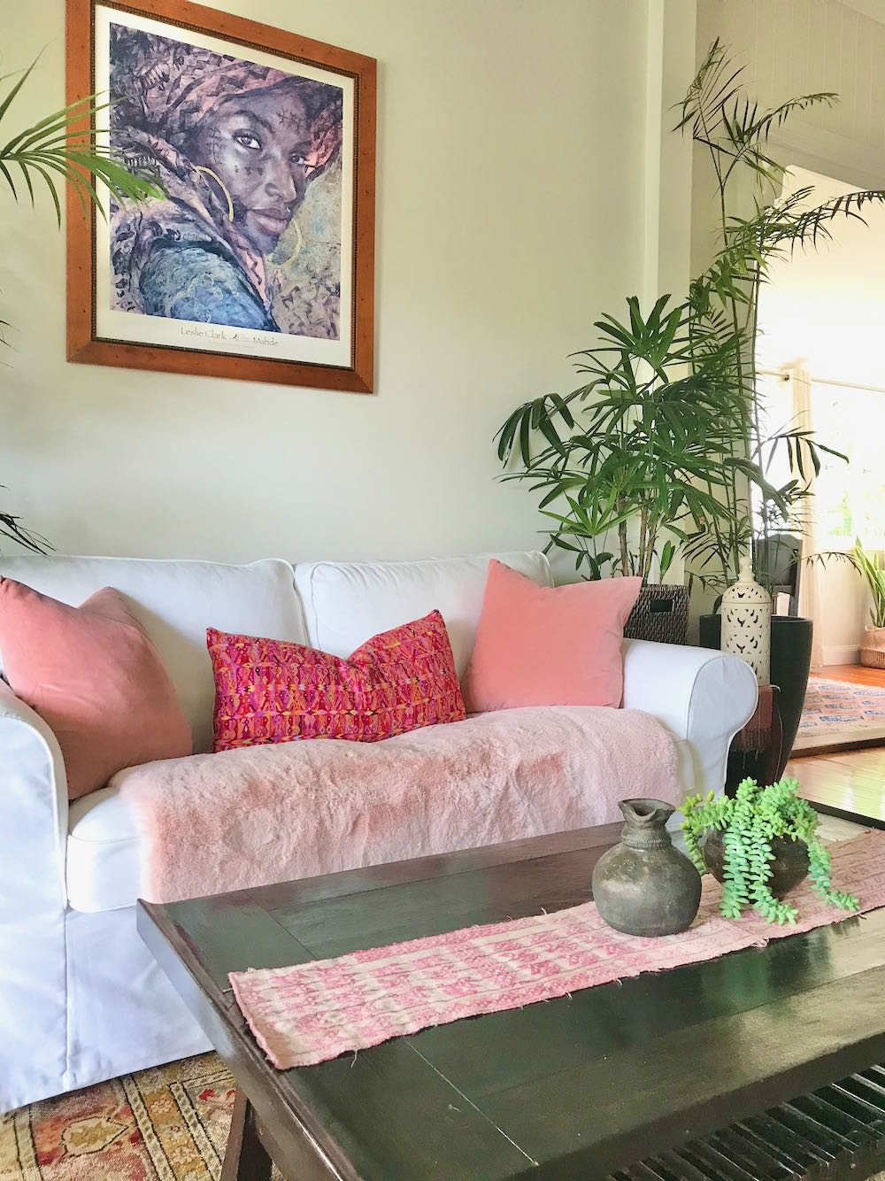 Guatemalan textiles, huipil pillow - Lamour Artisans