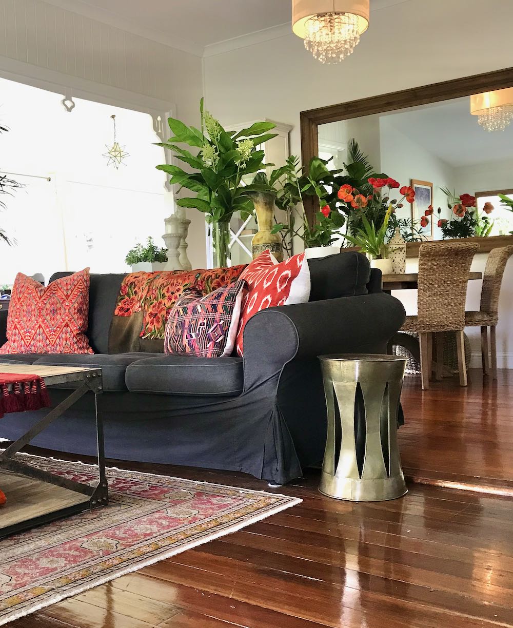 Guatemalan textiles, huipil pillow - Lamour Artisans