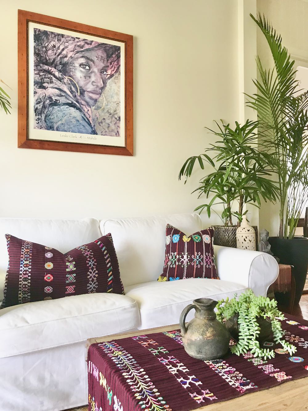 Guatemalan textiles, huipil pillow - Lamour Artisans