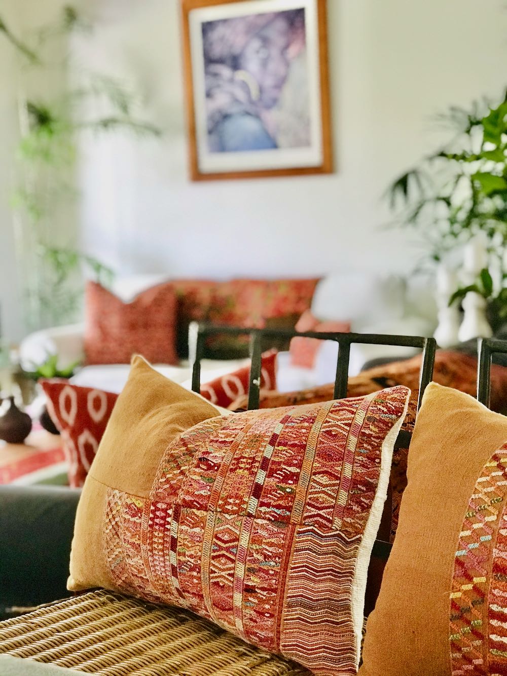 Guatemalan textiles, huipil pillow - Lamour Artisans