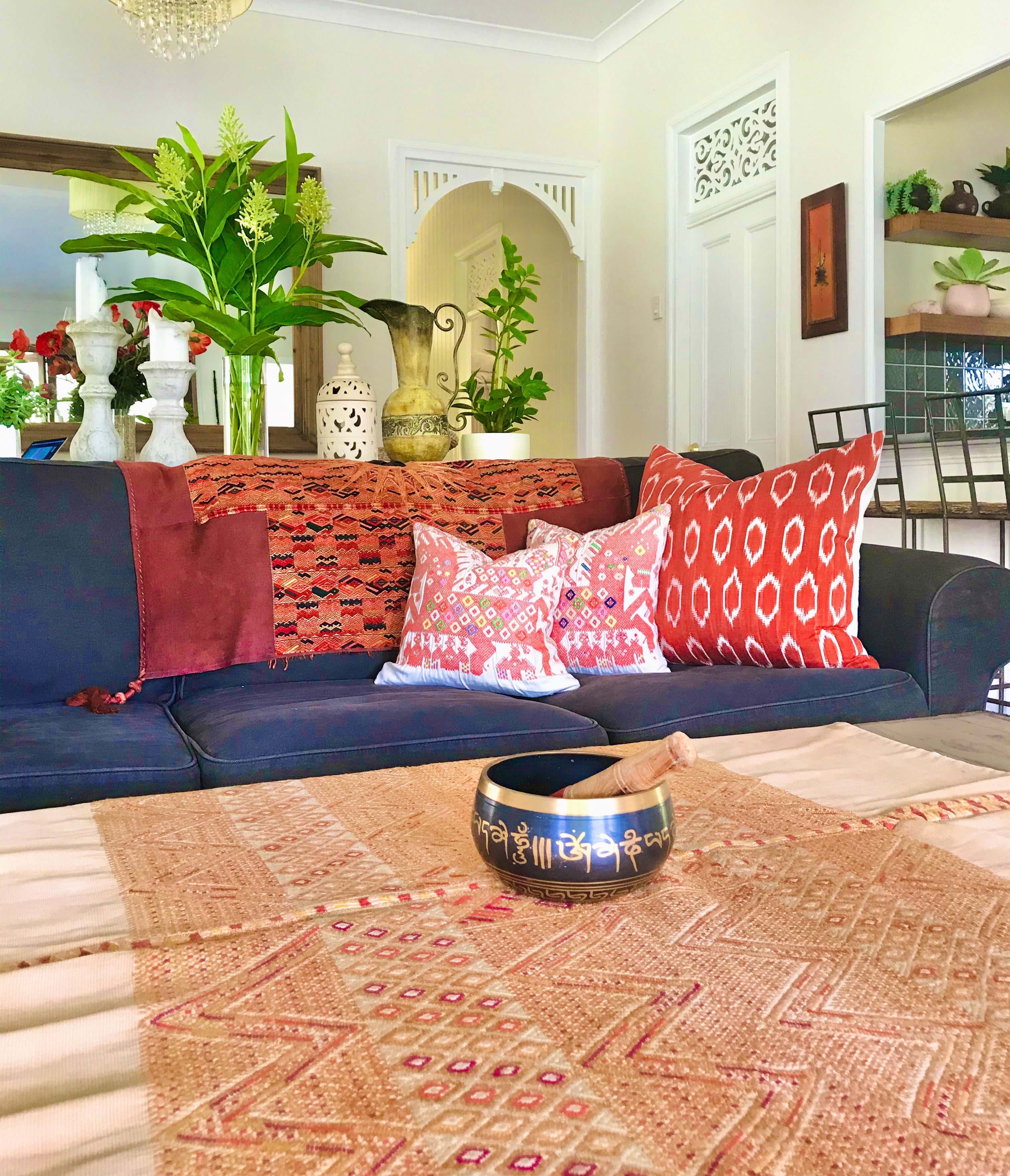 Guatemalan textiles, table cloth - Lamour Artisans