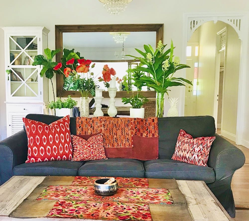 Guatemalan textiles, huipil pillow - Lamour Artisans