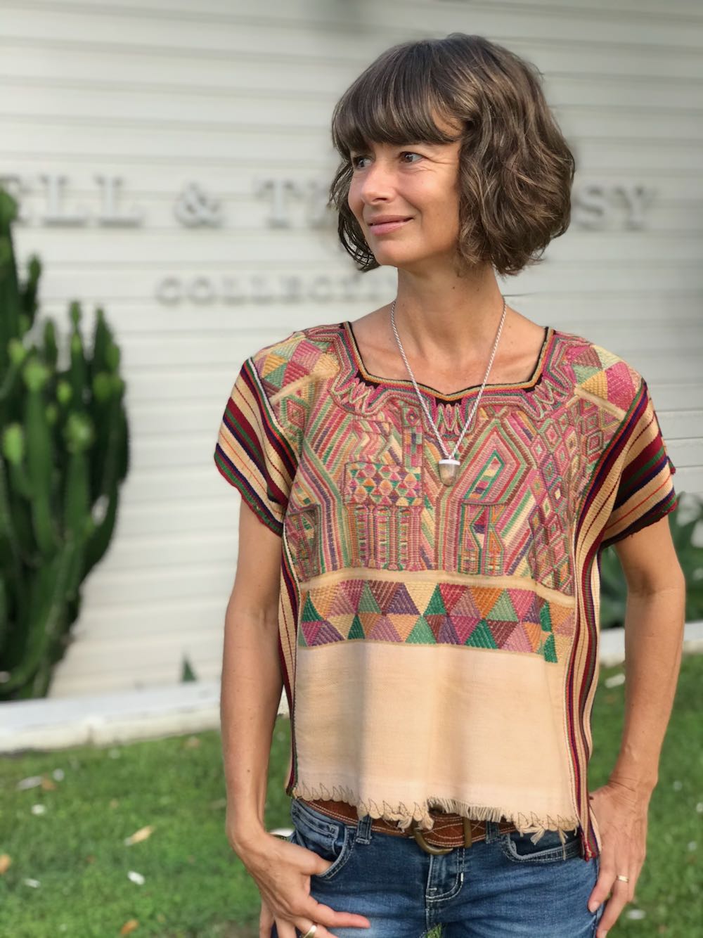 Guatemalan textiles, huipil - Lamour Artisans