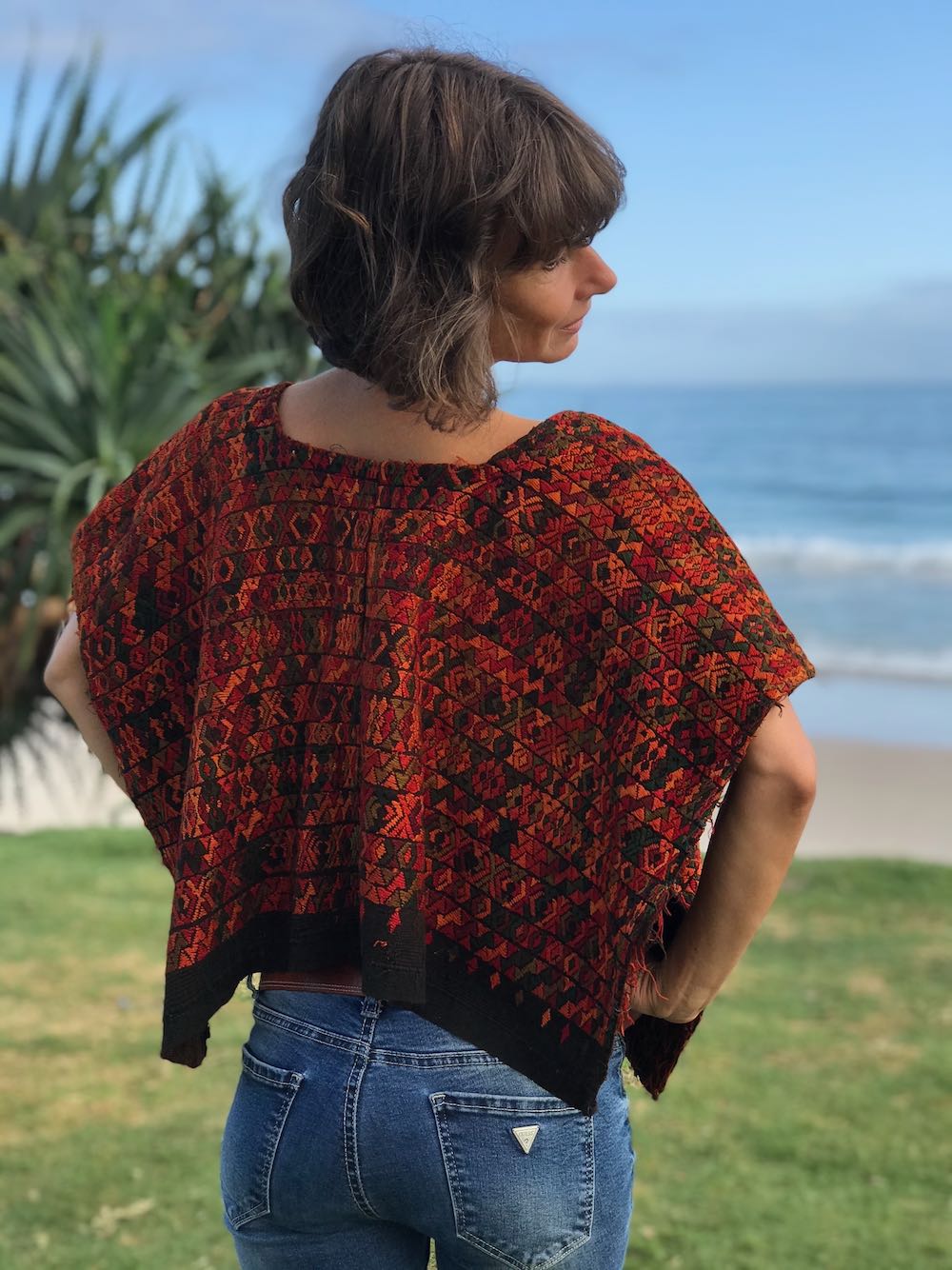 Guatemalan textile, huipil - Lamour Artisans