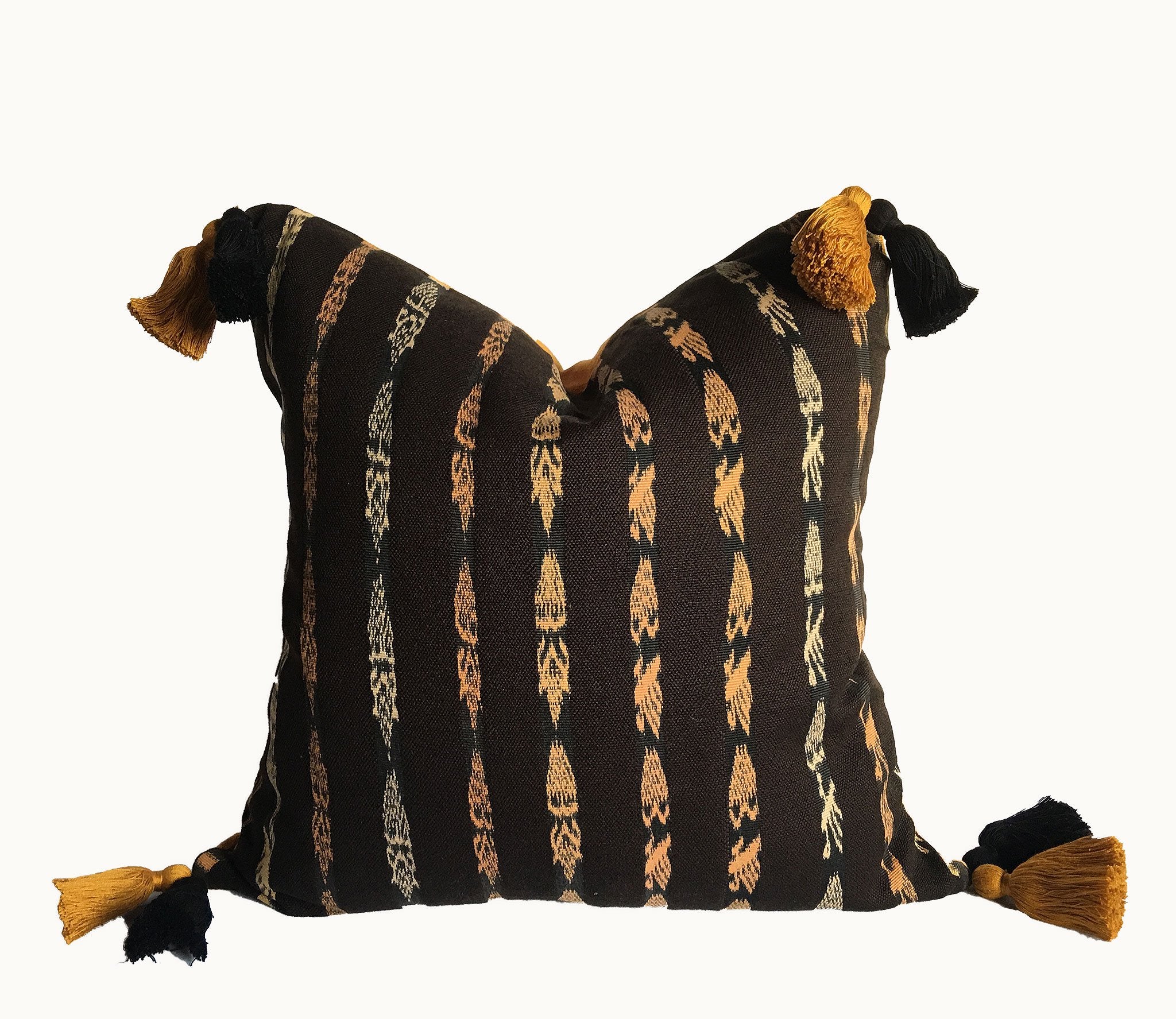 Guatemalan textiles, ikat pillow - Lamour Artisans