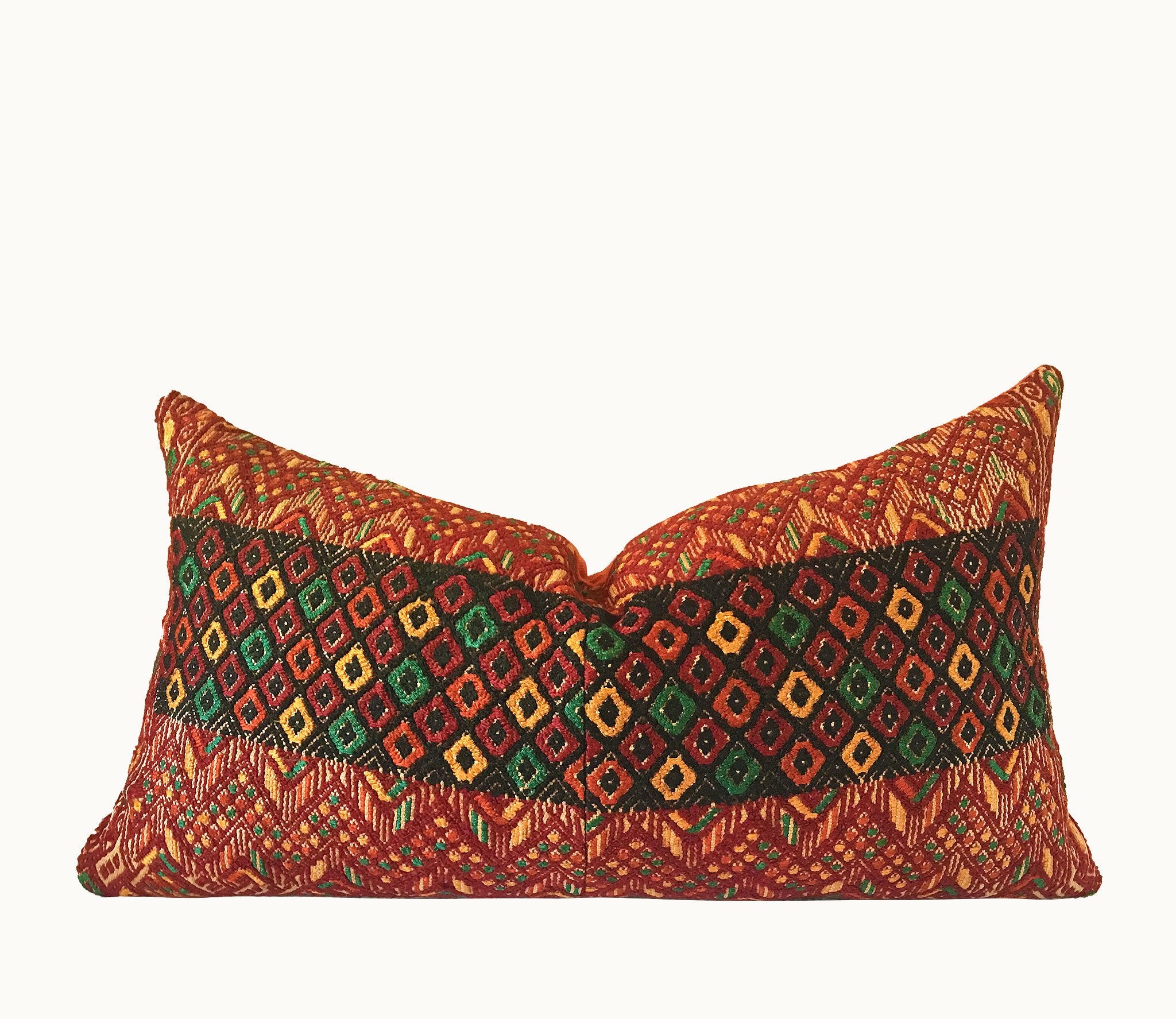 Guatemalan textiles, huipil pillow - Lamour Artisans