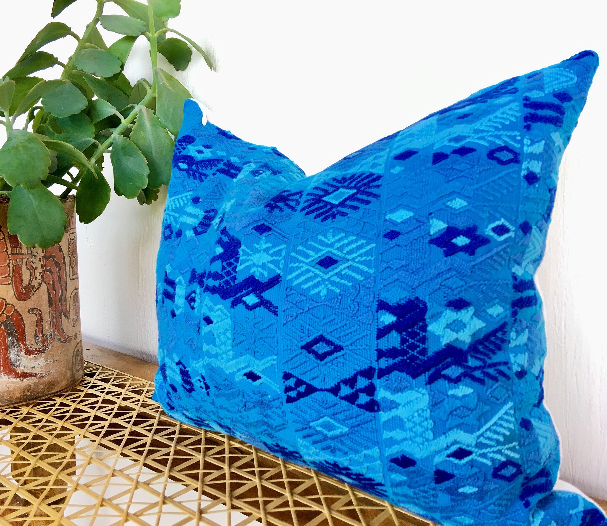 Guatemalan textiles, huipil pillow - Lamour Artisans