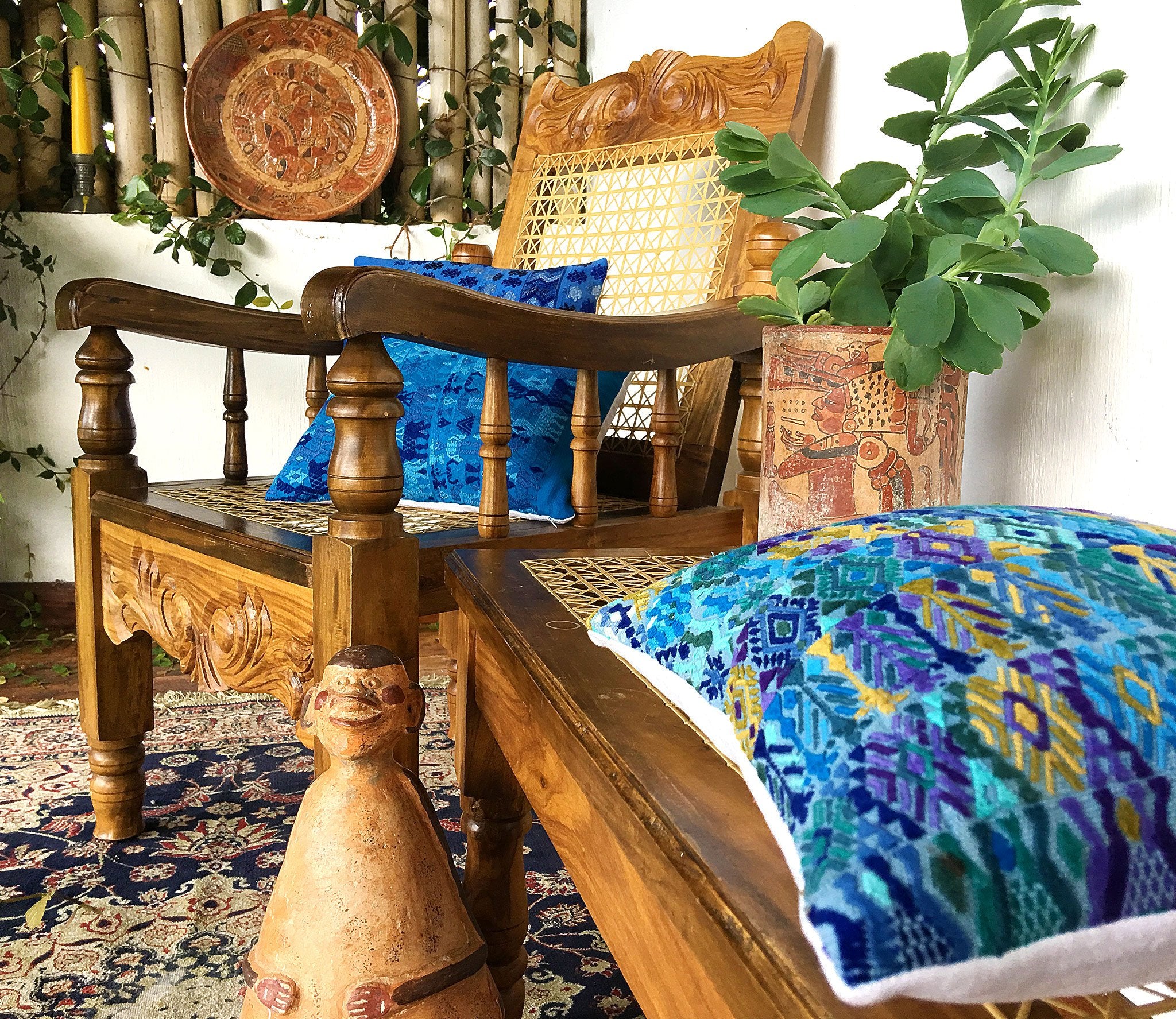 Guatemalan textiles, huipil pillow - Lamour Artisans