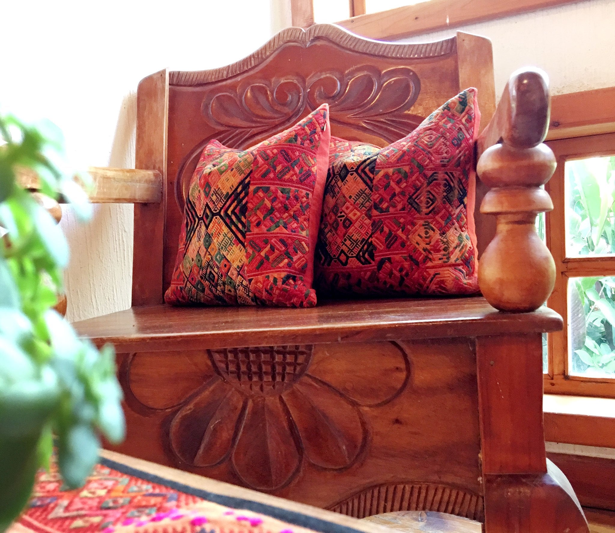 Guatemalan textiles, huipil pillow - Lamour Artisans