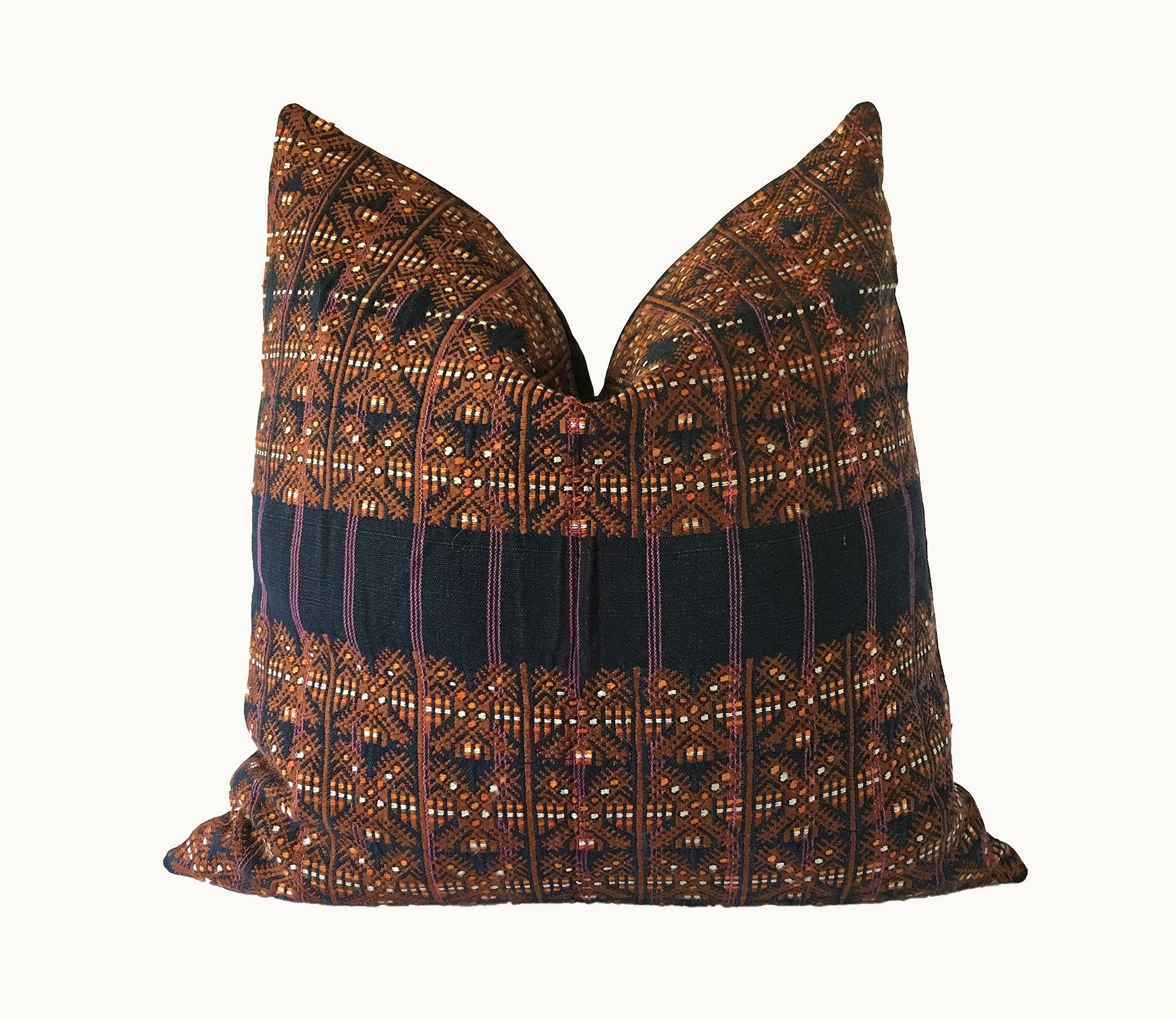 Guatemalan textiles, huipil pillow - Lamour Artisans