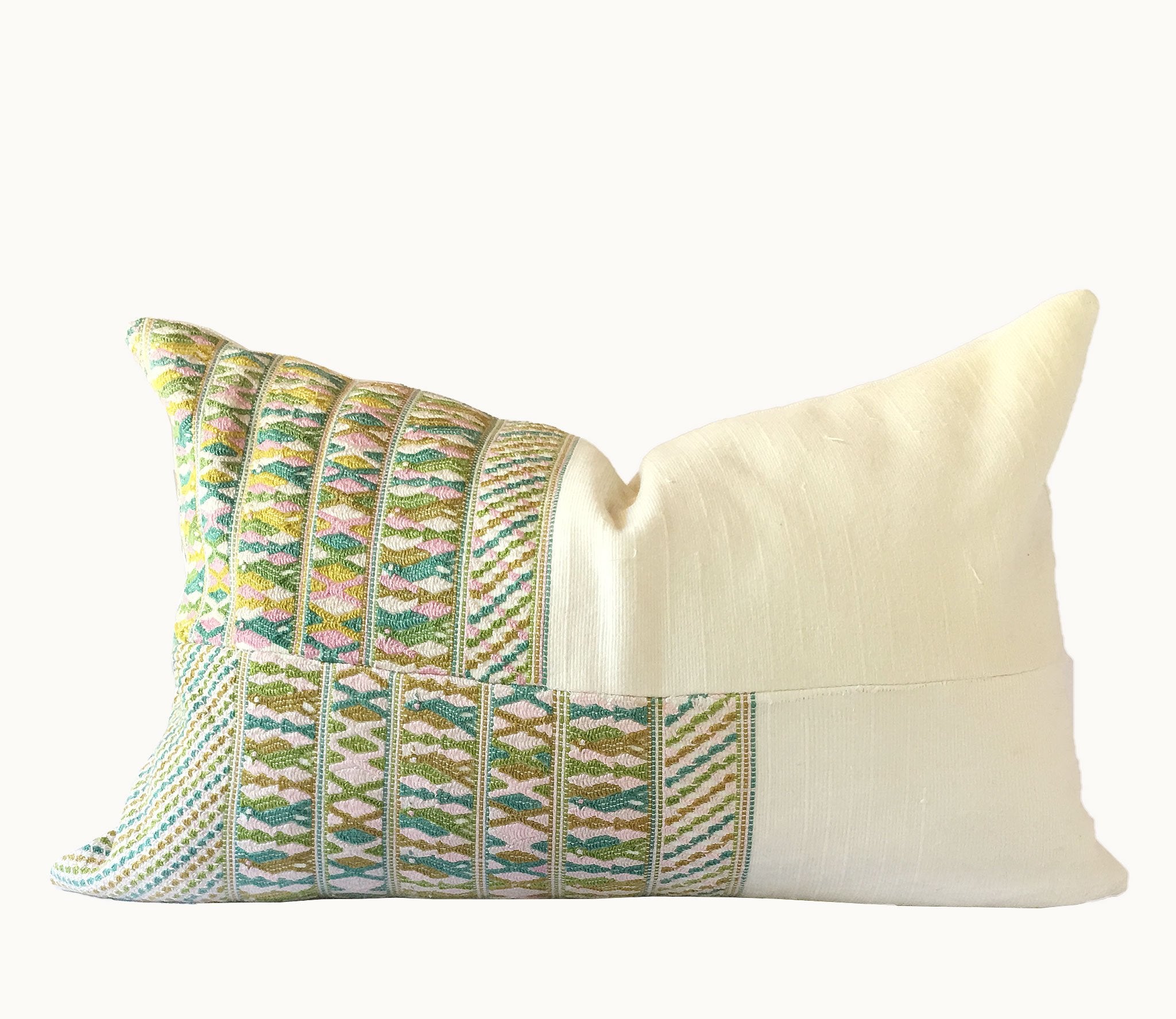 Guatemalan textiles, huipil pillow - Lamour Artisans