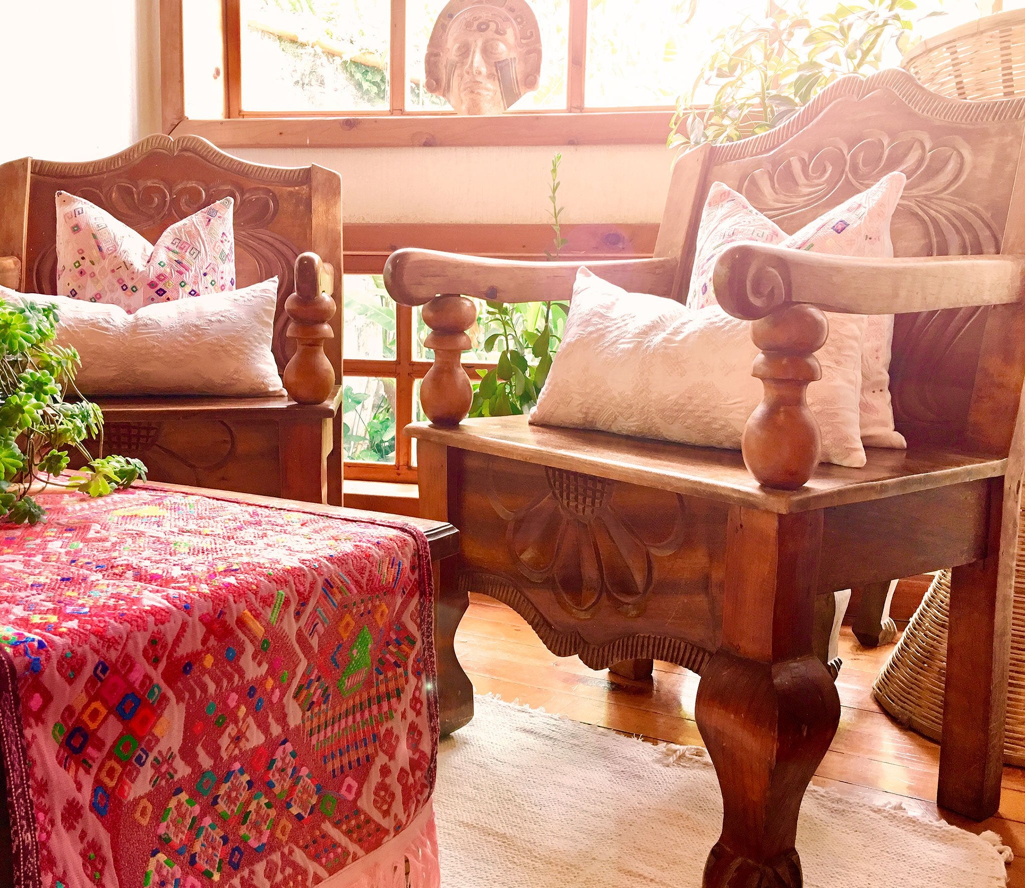 Guatemalan textiles, huipil pillow - Lamour Artisans