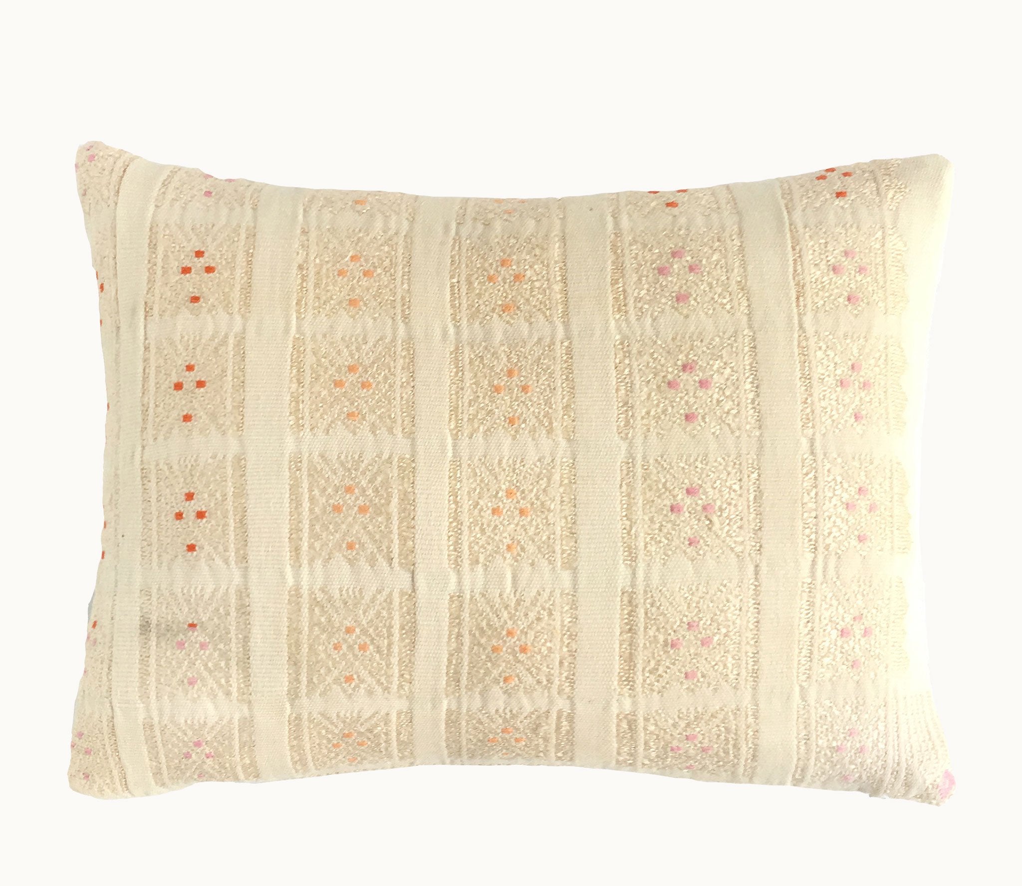 Guatemalan textiles, huipil pillow - Lamour Artisans