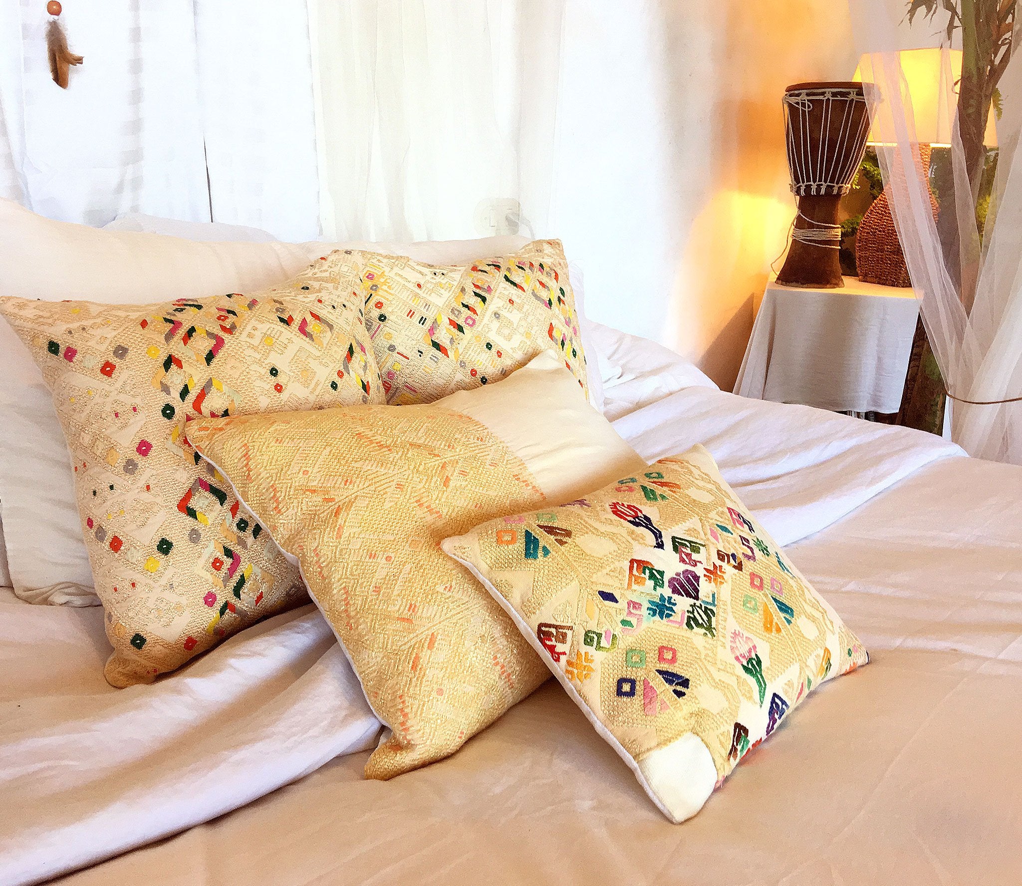 Guatemalan textiles, huipil pillow - Lamour Artisans