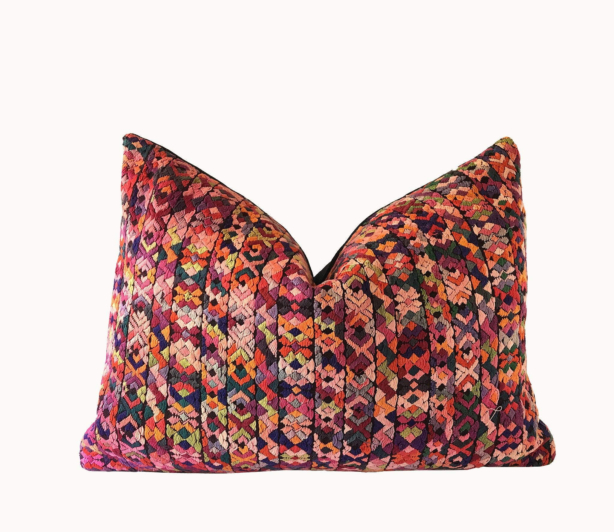 Guatemalan textiles, huipil pillow - Lamour Artisans