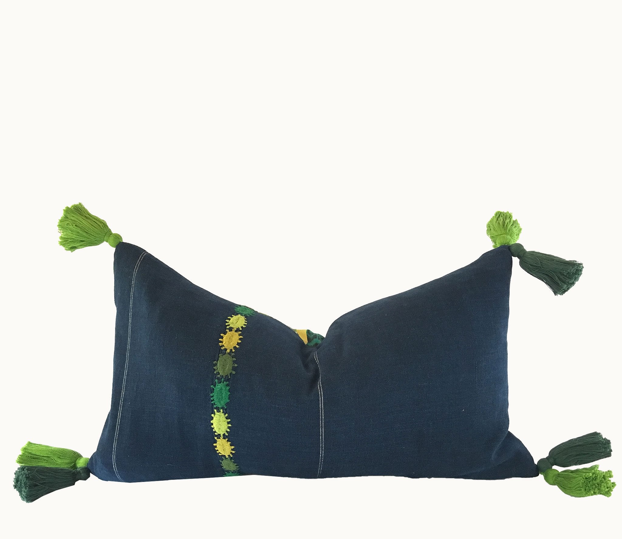 Guatemalan textiles, ikat pillow - Lamour Artisans